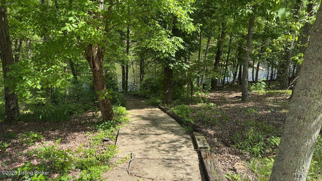403 Timberlake Ln Property Photo 11