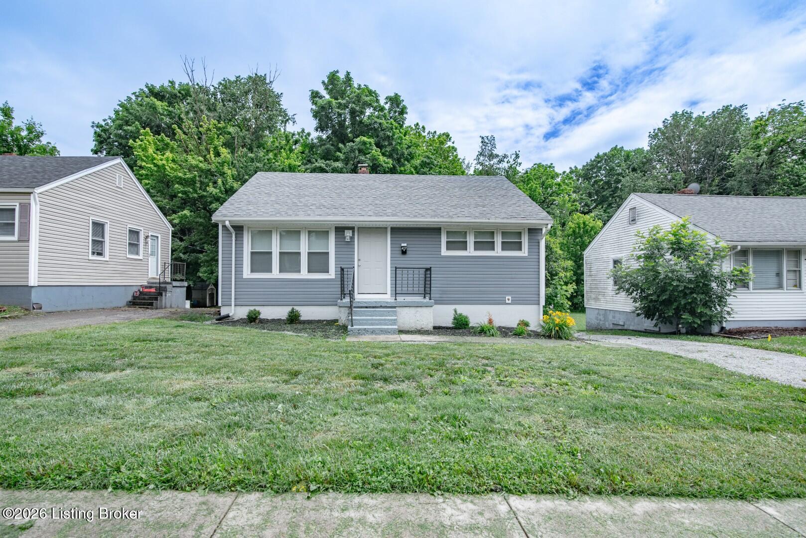 407 Moninda Ln Property Photo 2