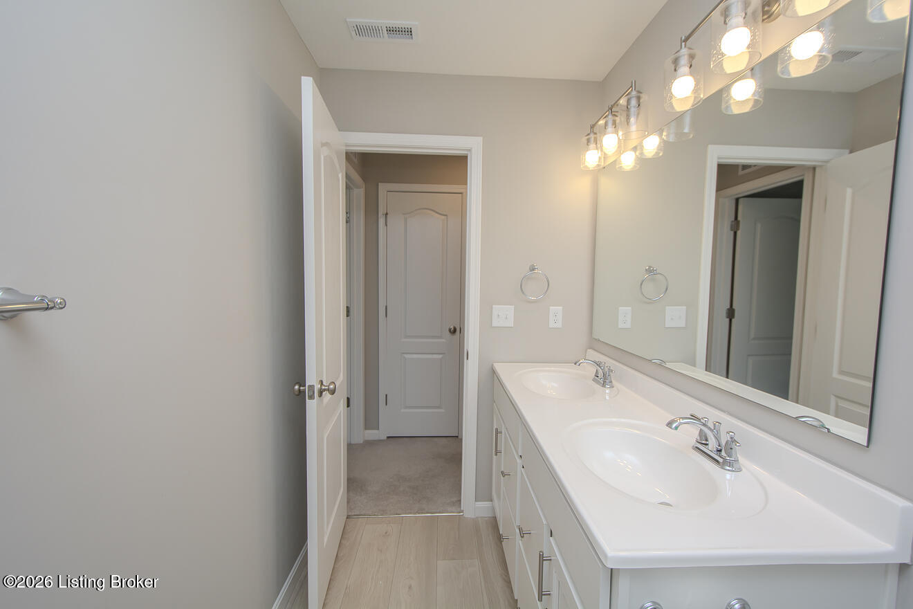 17801 Bridle Run Dr Property Photo 57