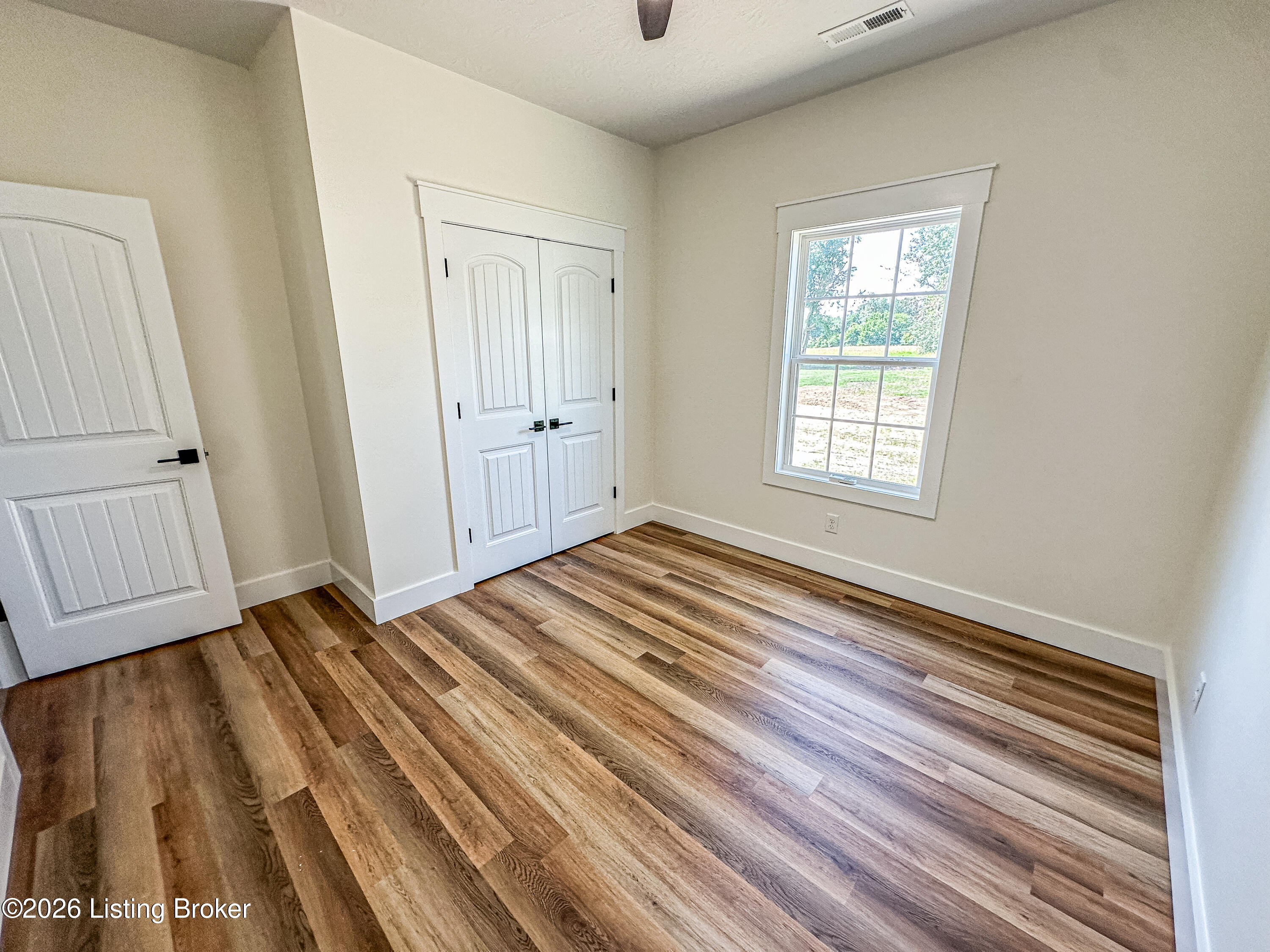 203 Spring St Property Photo 16