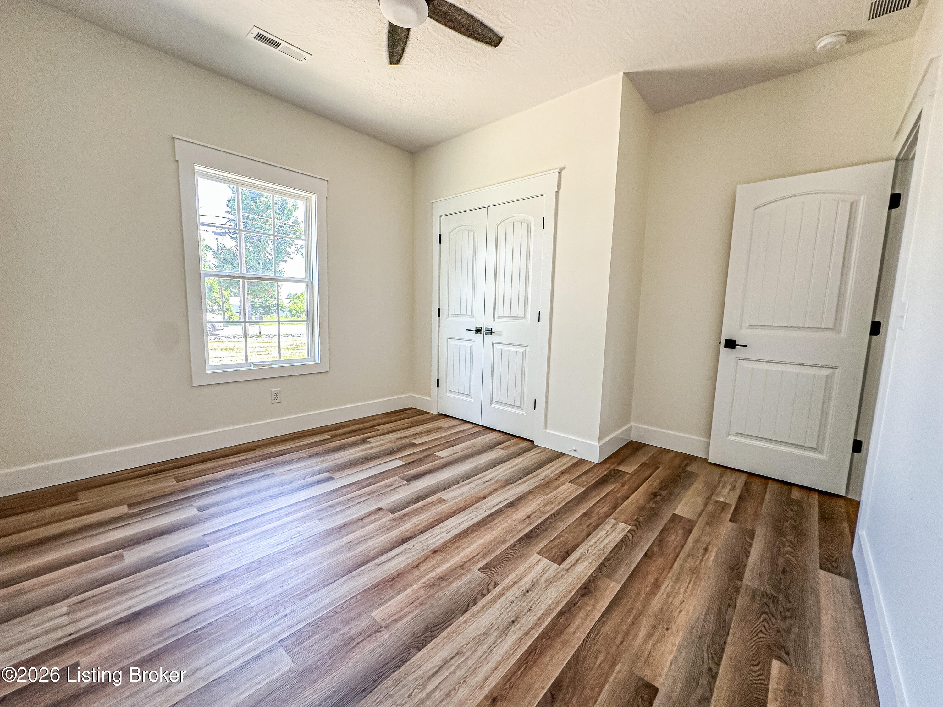 203 Spring St Property Photo 18
