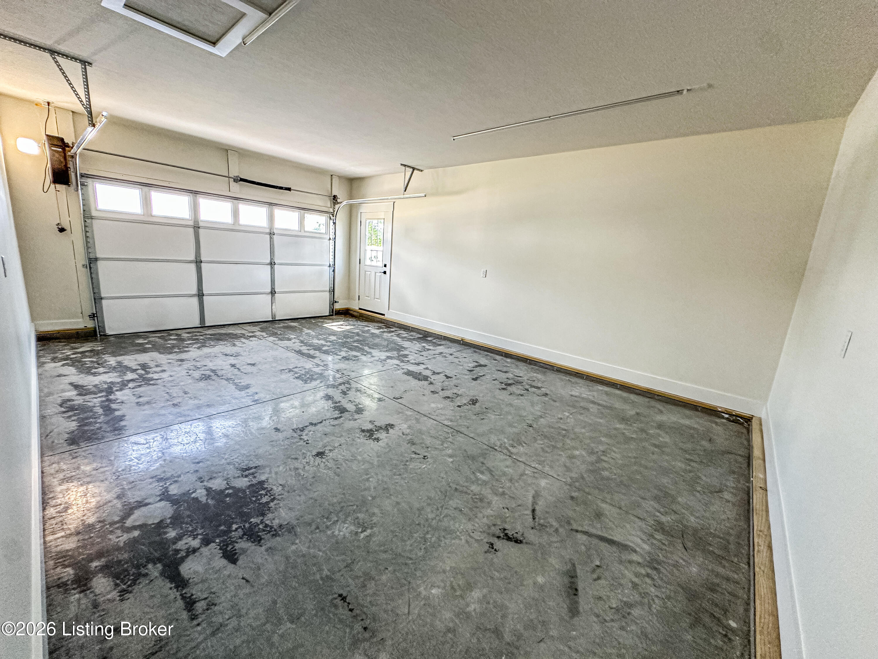 203 Spring St Property Photo 22