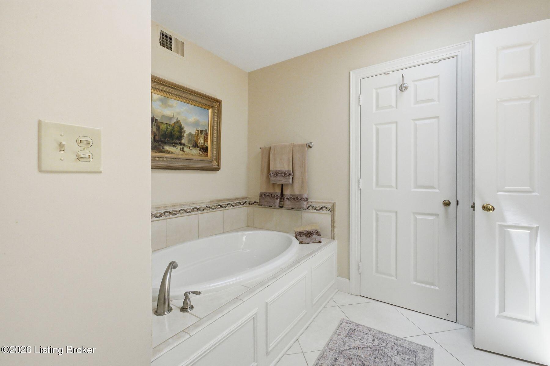 2 Brownsboro Hill Rd Property Photo 34
