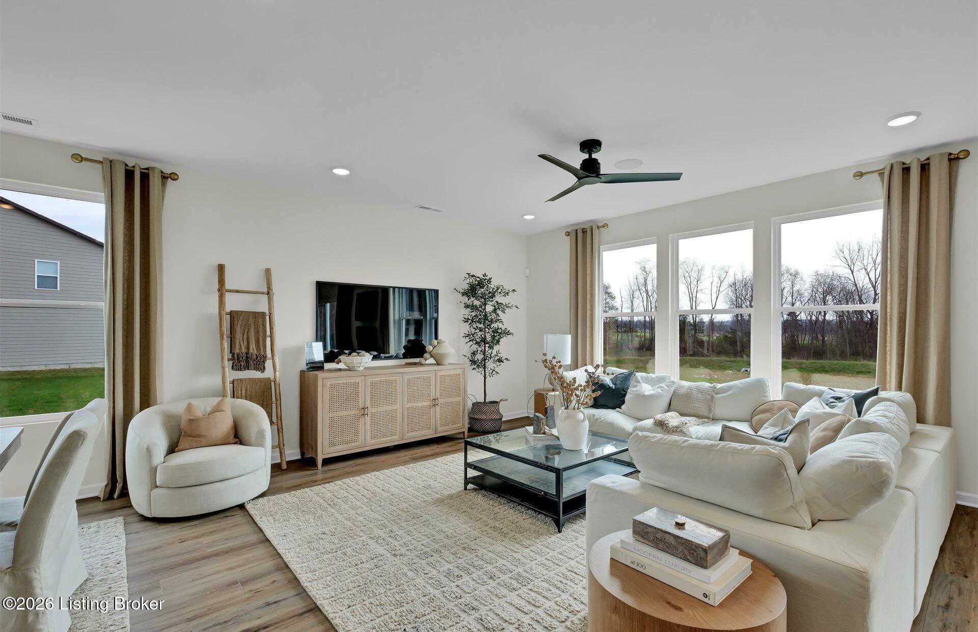 18104 Catalpa Hills Way Property Photo 4