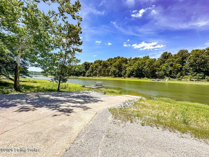 2199 Eveleigh Rd Property Photo 2