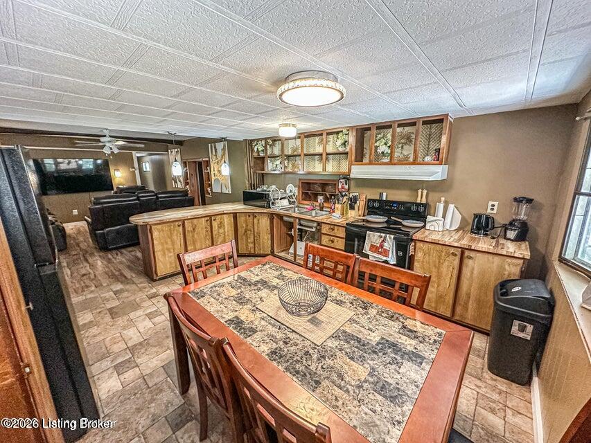 2199 Eveleigh Rd Property Photo 4