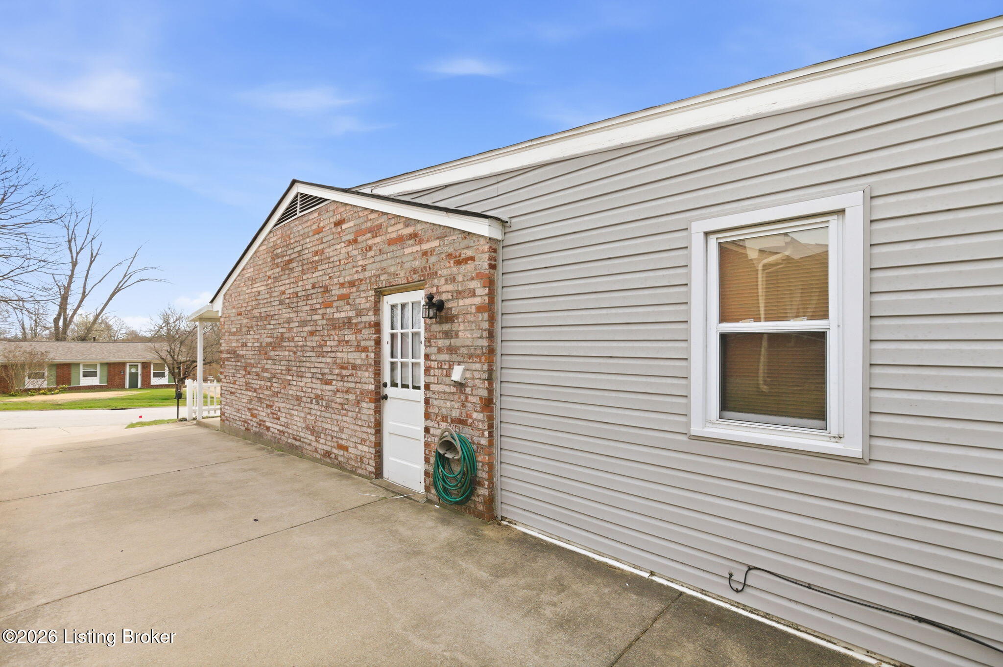 2720 Tregaron Ave Property Photo 24