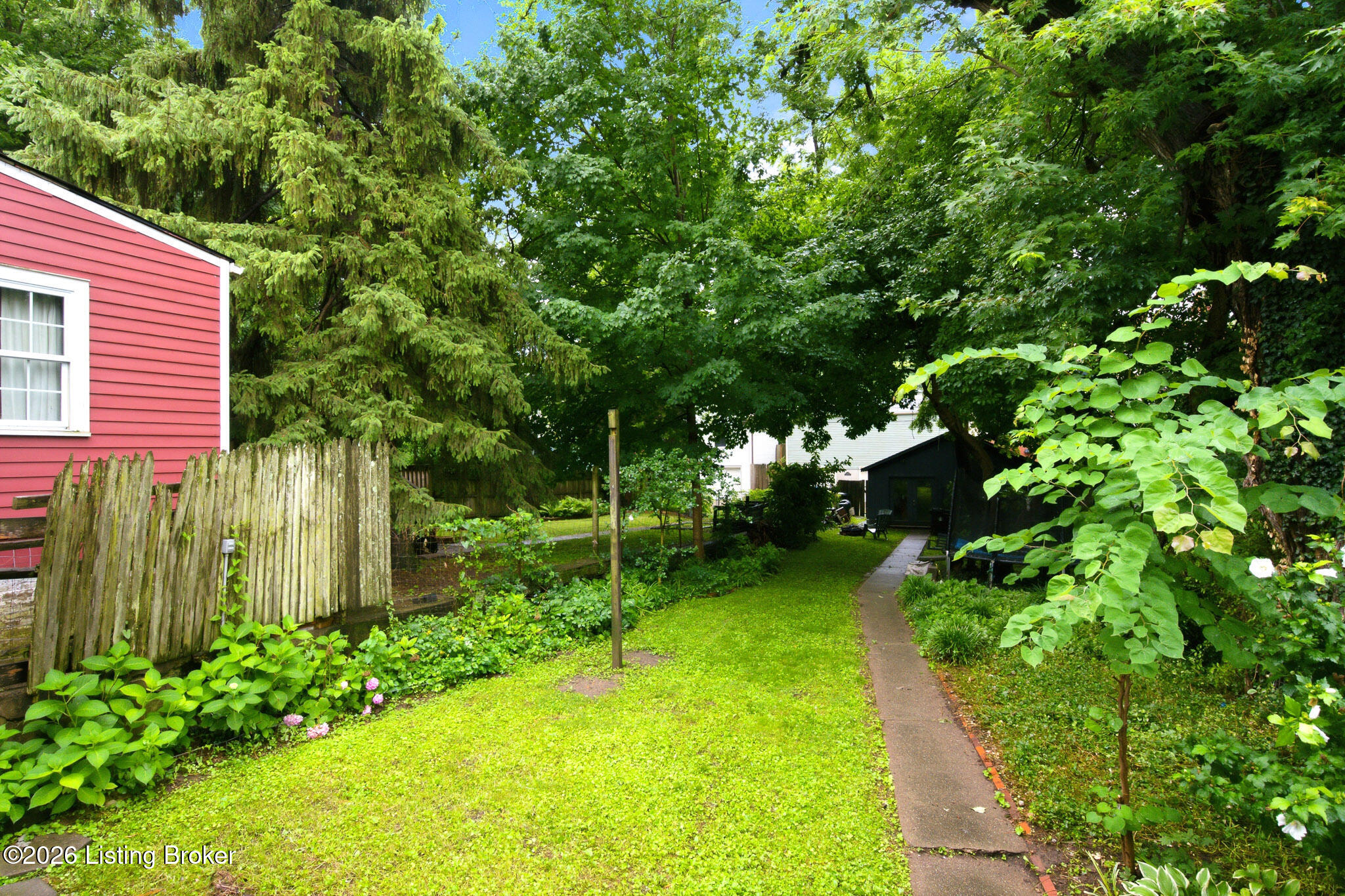 1116 Everett Ave Property Photo 46