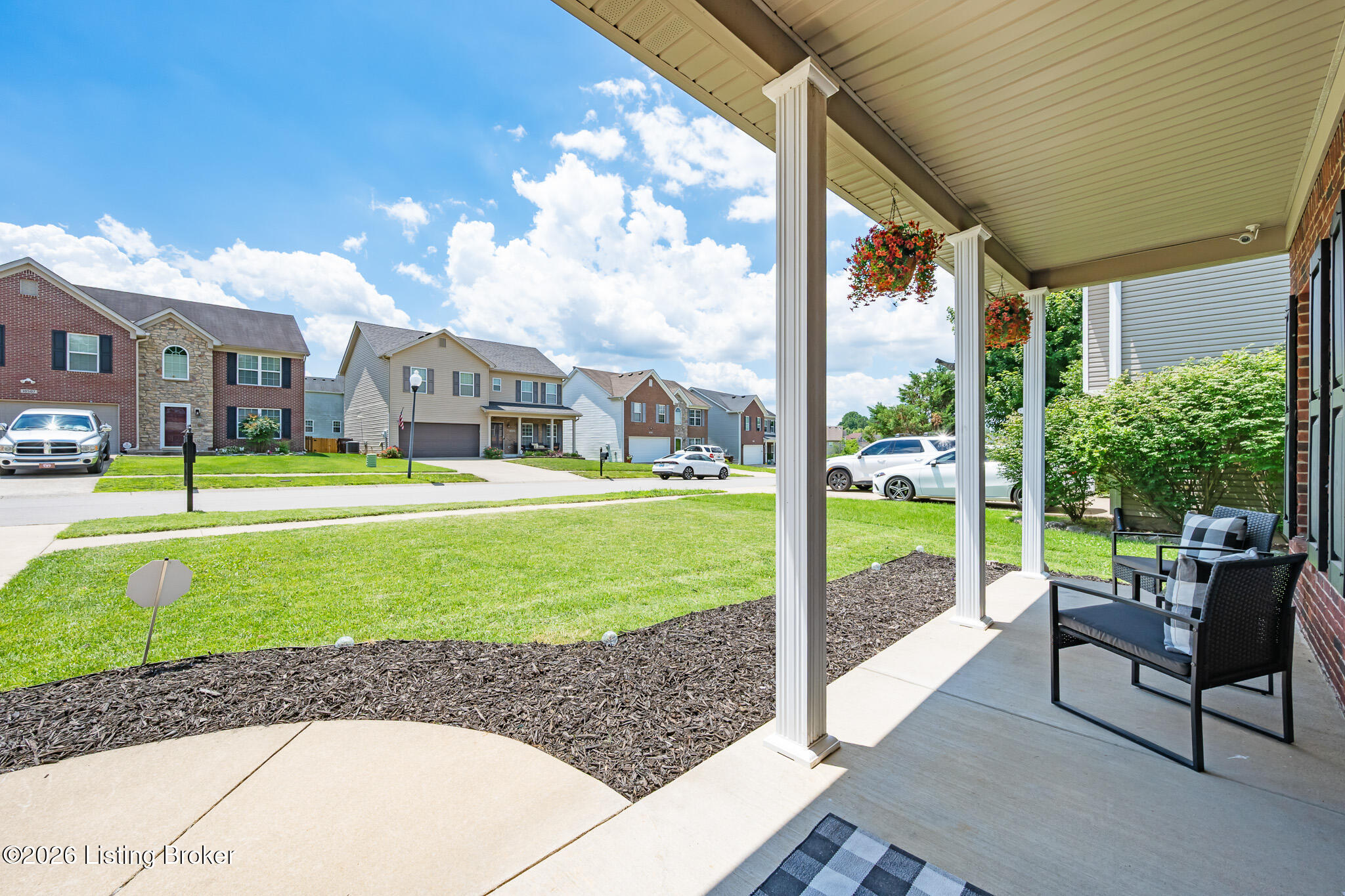 10508 Evanwood Dr Property Photo 4