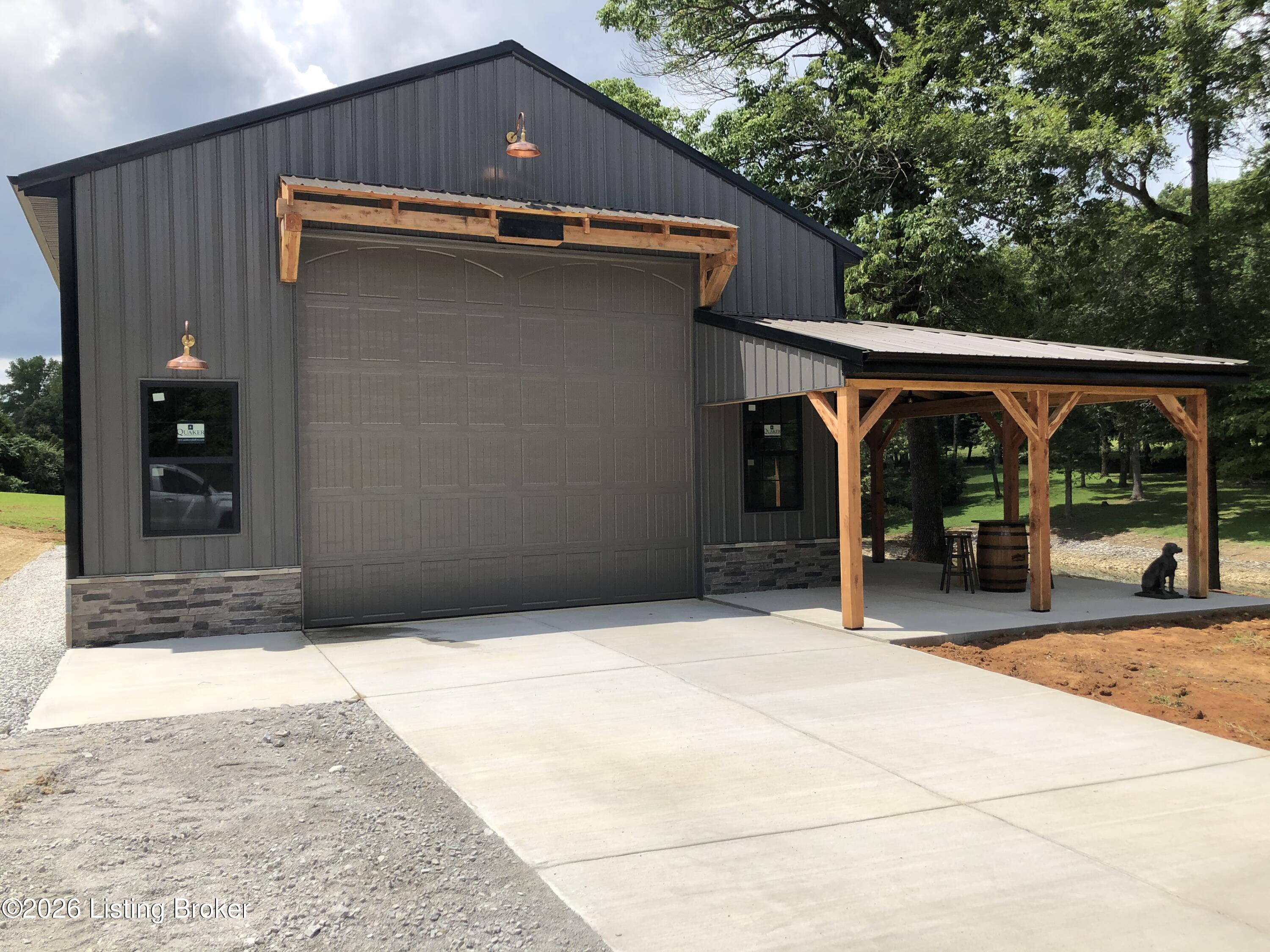 540 Stringtown Rd Property Photo 3
