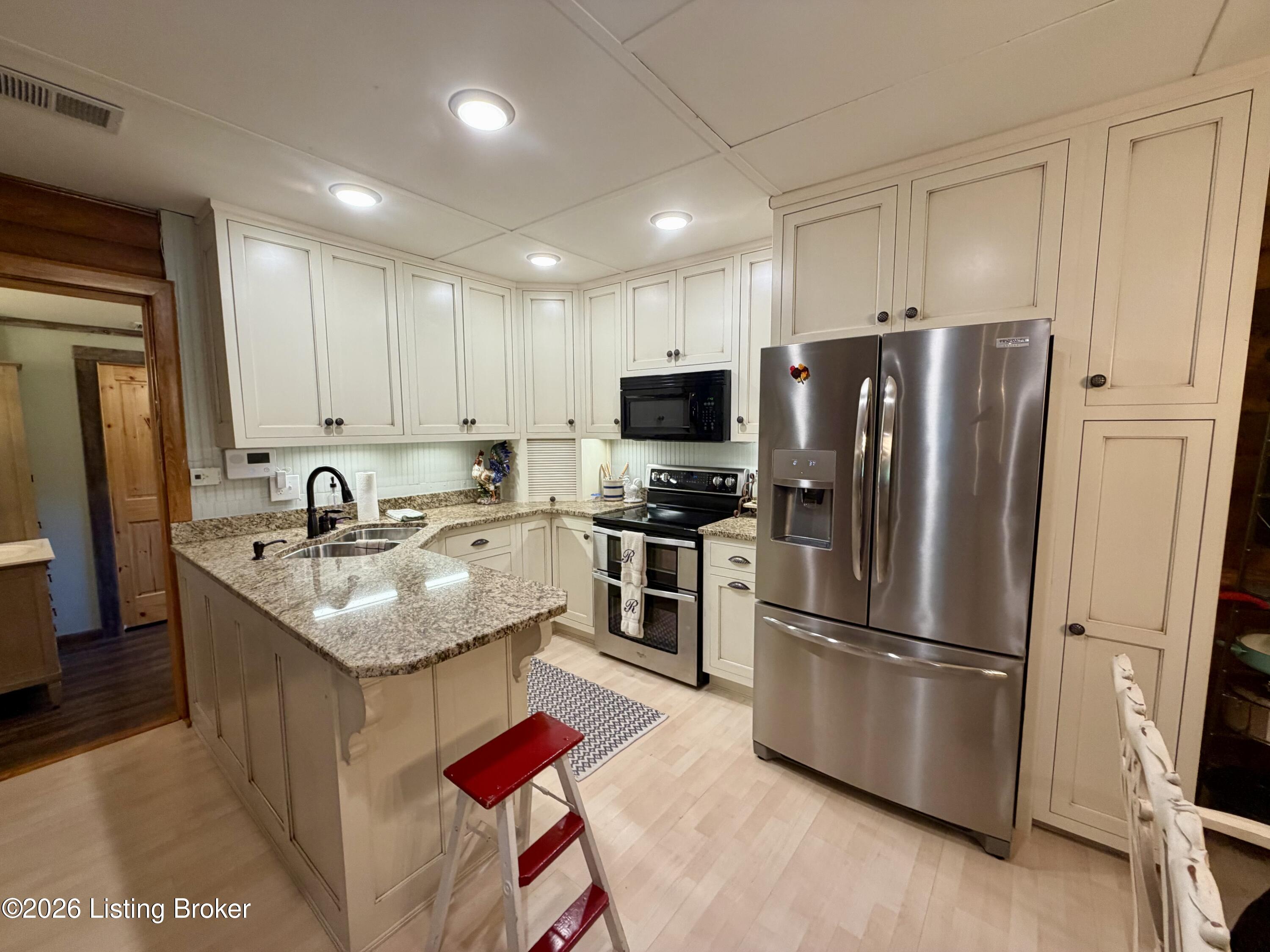 540 Stringtown Rd Property Photo 20