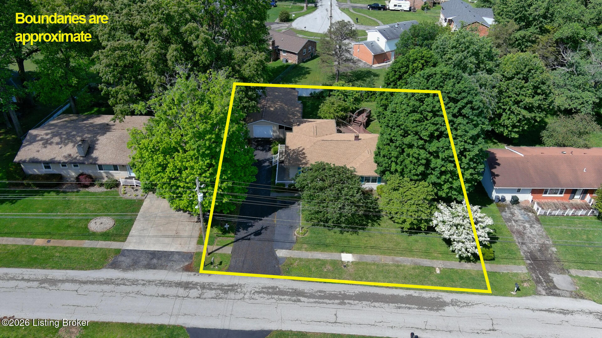 427 S Deepwood Dr Property Photo 2