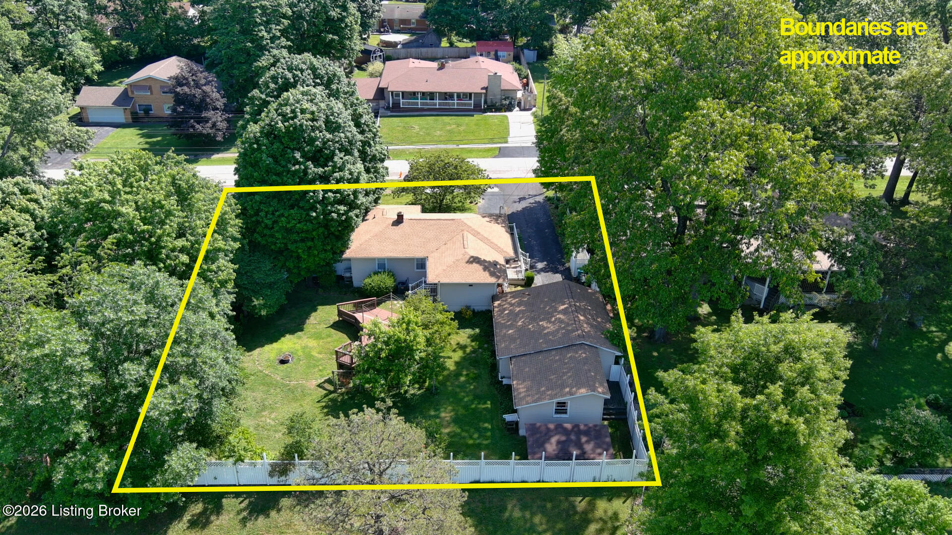 427 S Deepwood Dr Property Photo 3
