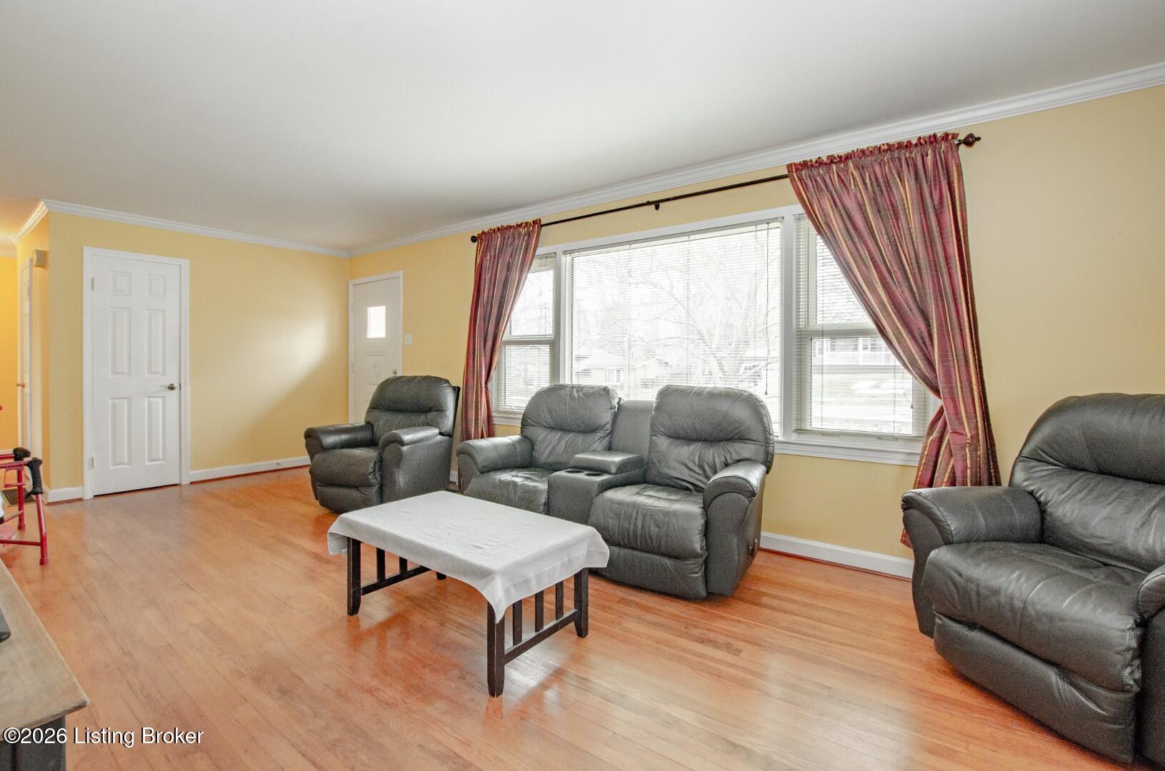 427 S Deepwood Dr Property Photo 20