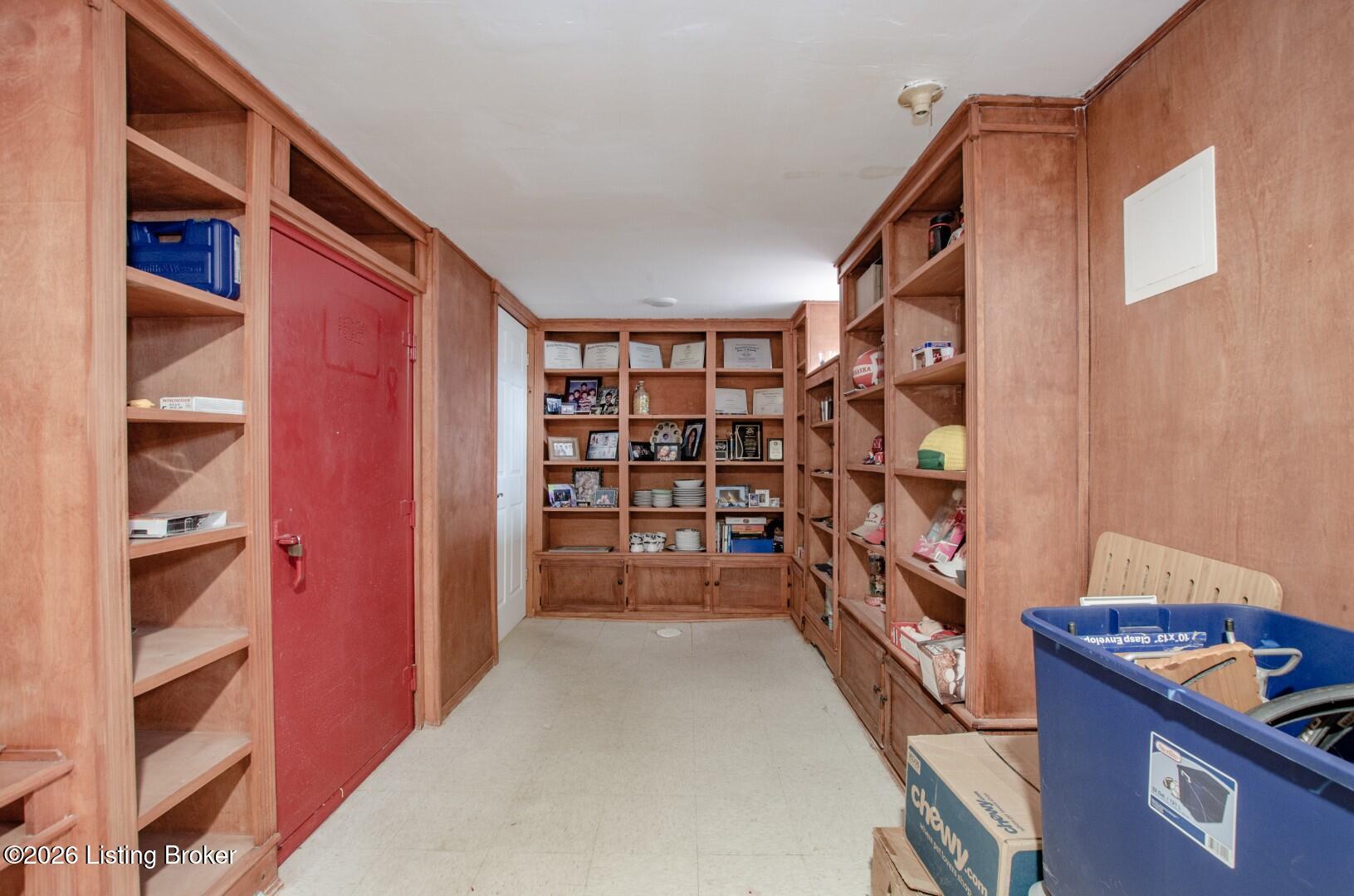 427 S Deepwood Dr Property Photo 42