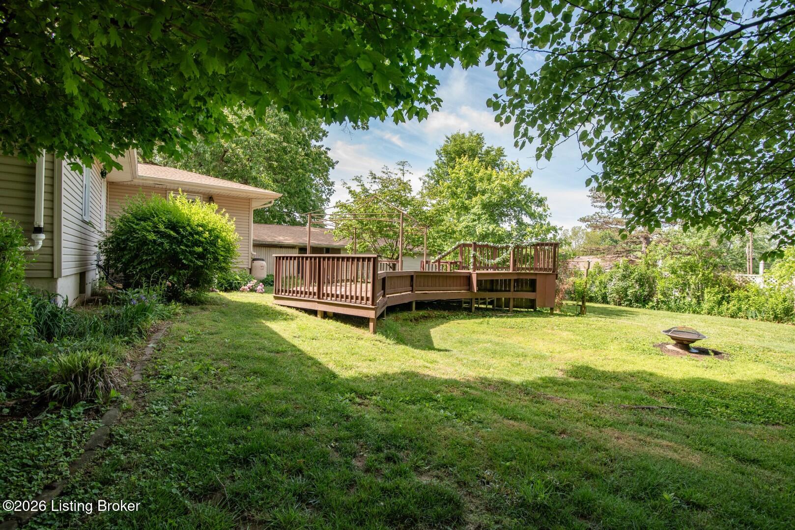 427 S Deepwood Dr Property Photo 45