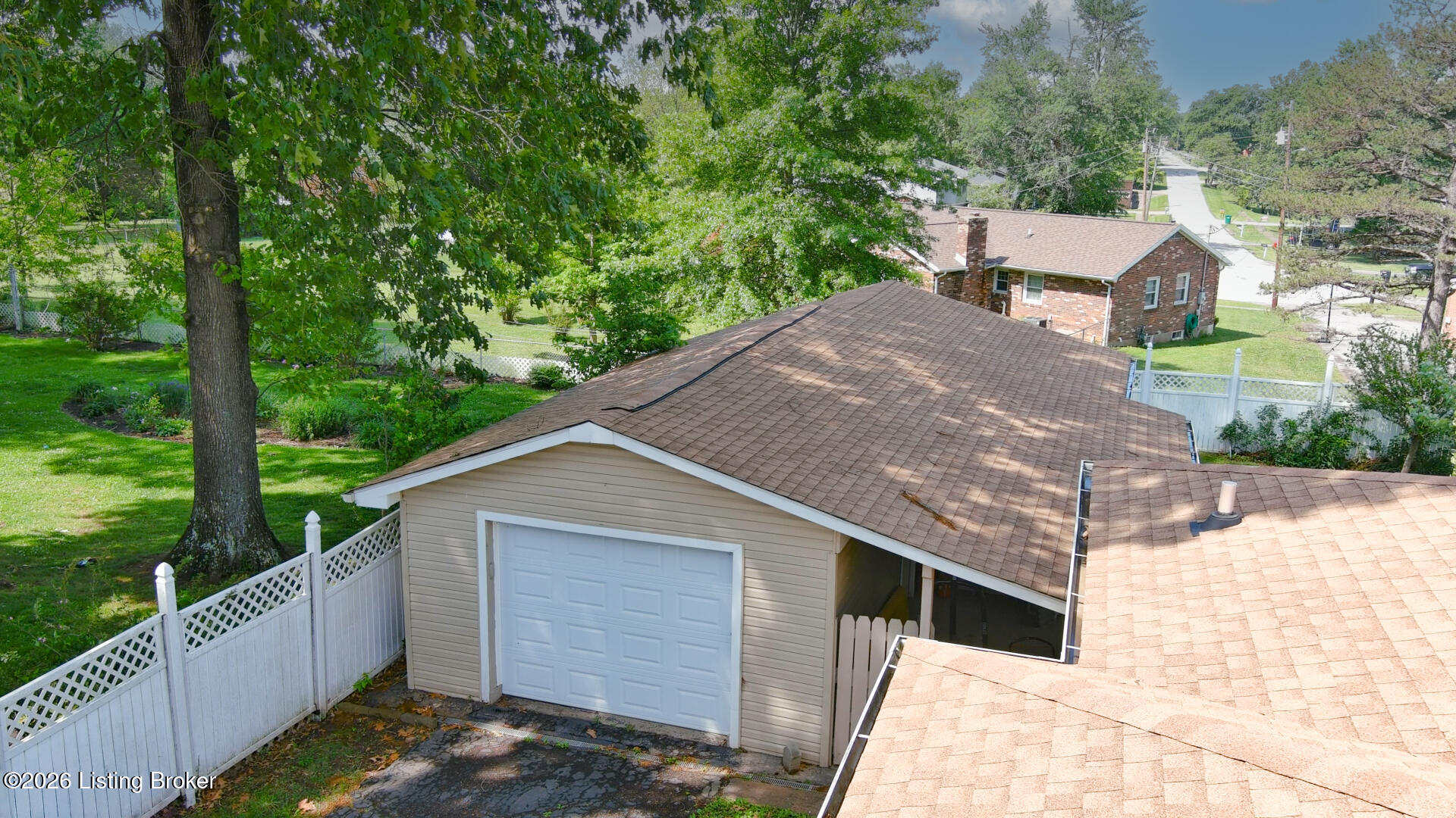 427 S Deepwood Dr Property Photo 51