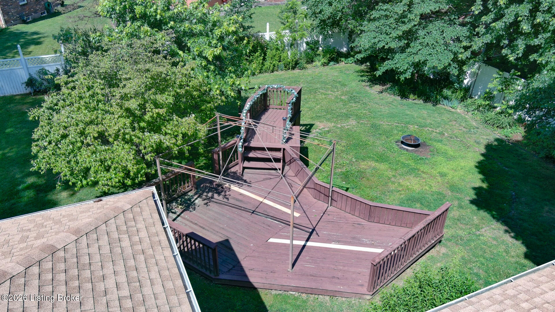 427 S Deepwood Dr Property Photo 54