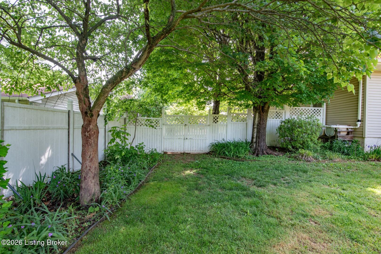 427 S Deepwood Dr Property Photo 58