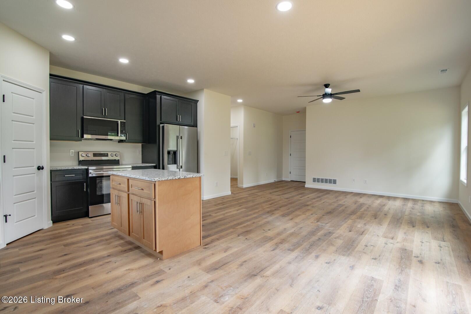 333 B First St Property Photo 19