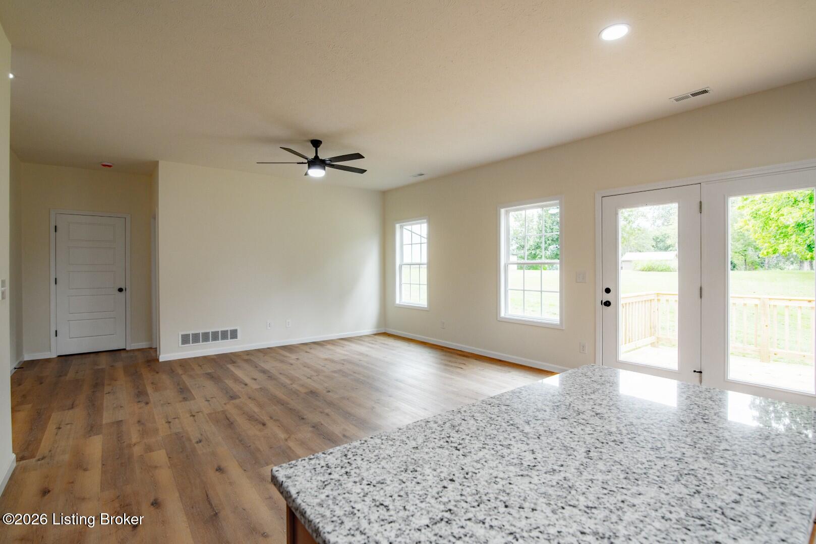 333 B First St Property Photo 20