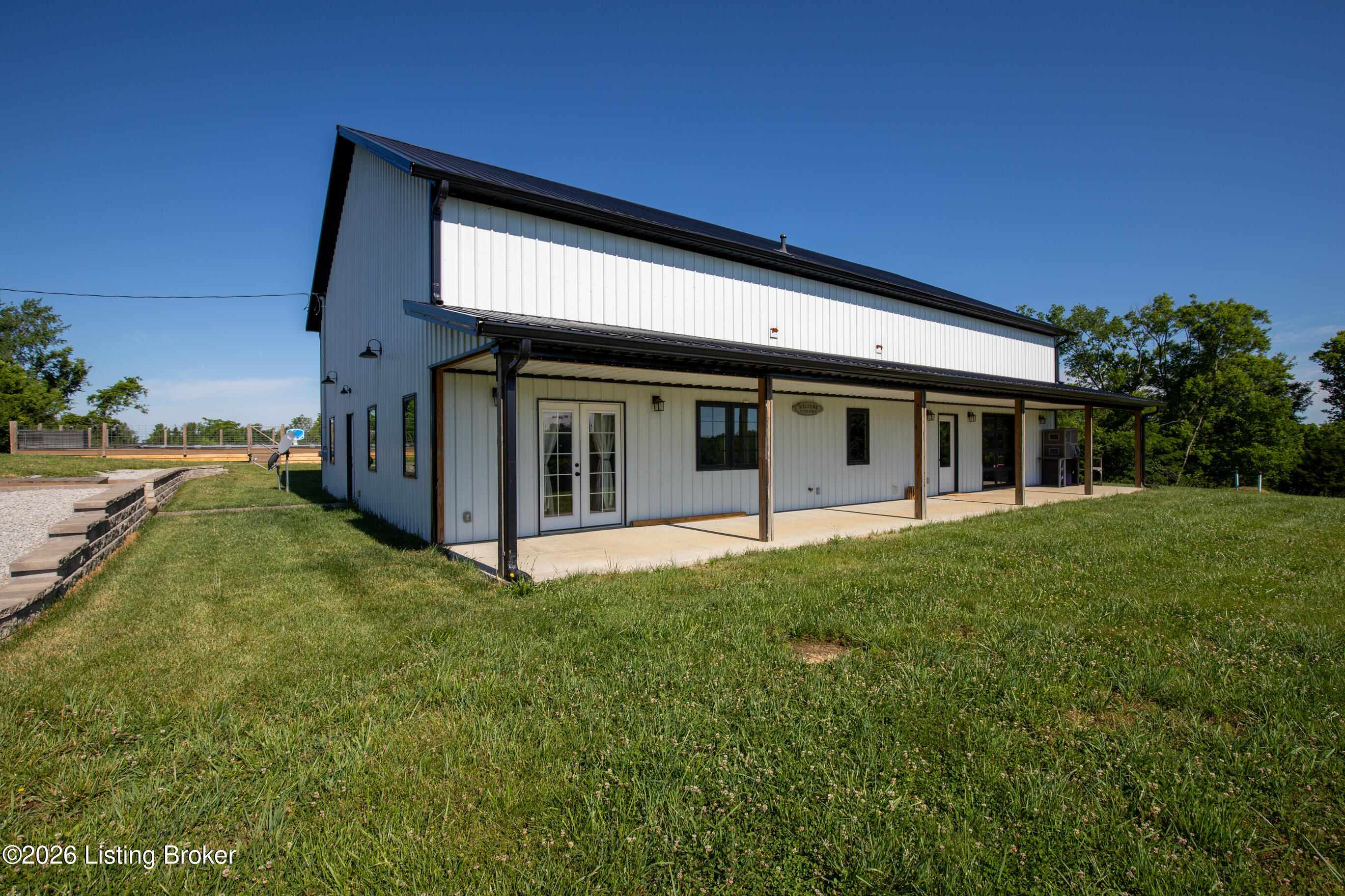 2794 Carmon Creek Rd Property Photo 1