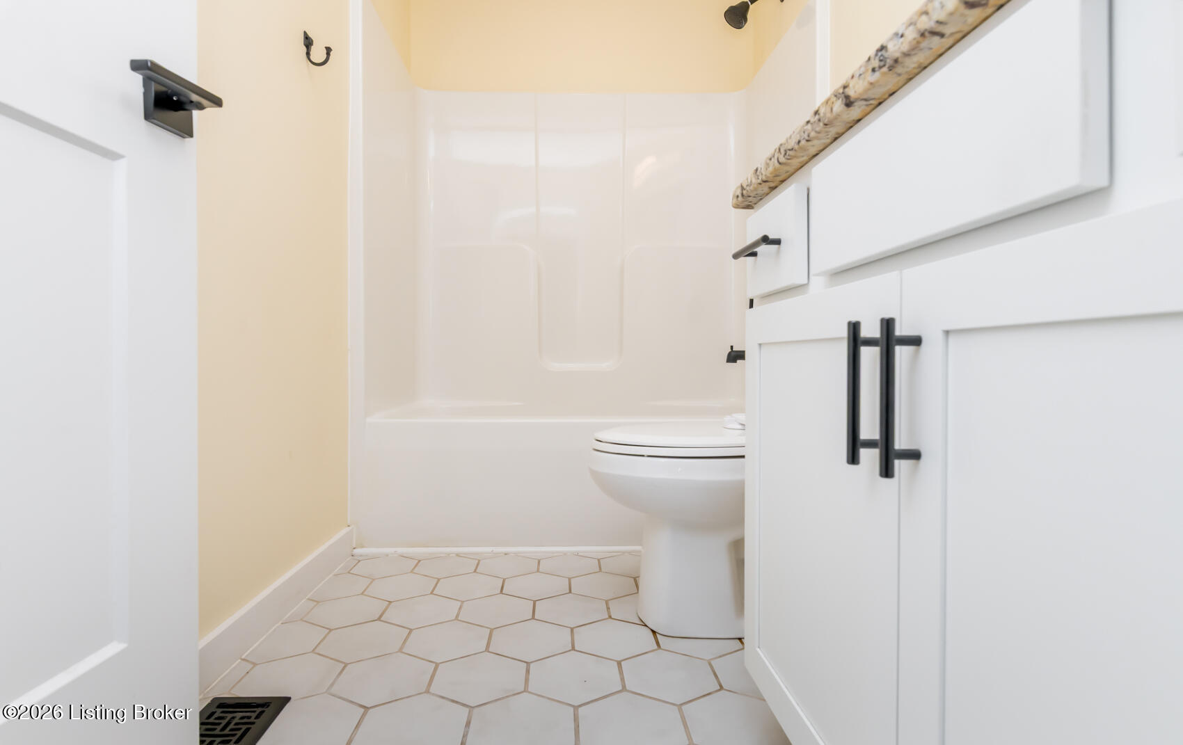 369 Meadowview Dr Property Photo 48