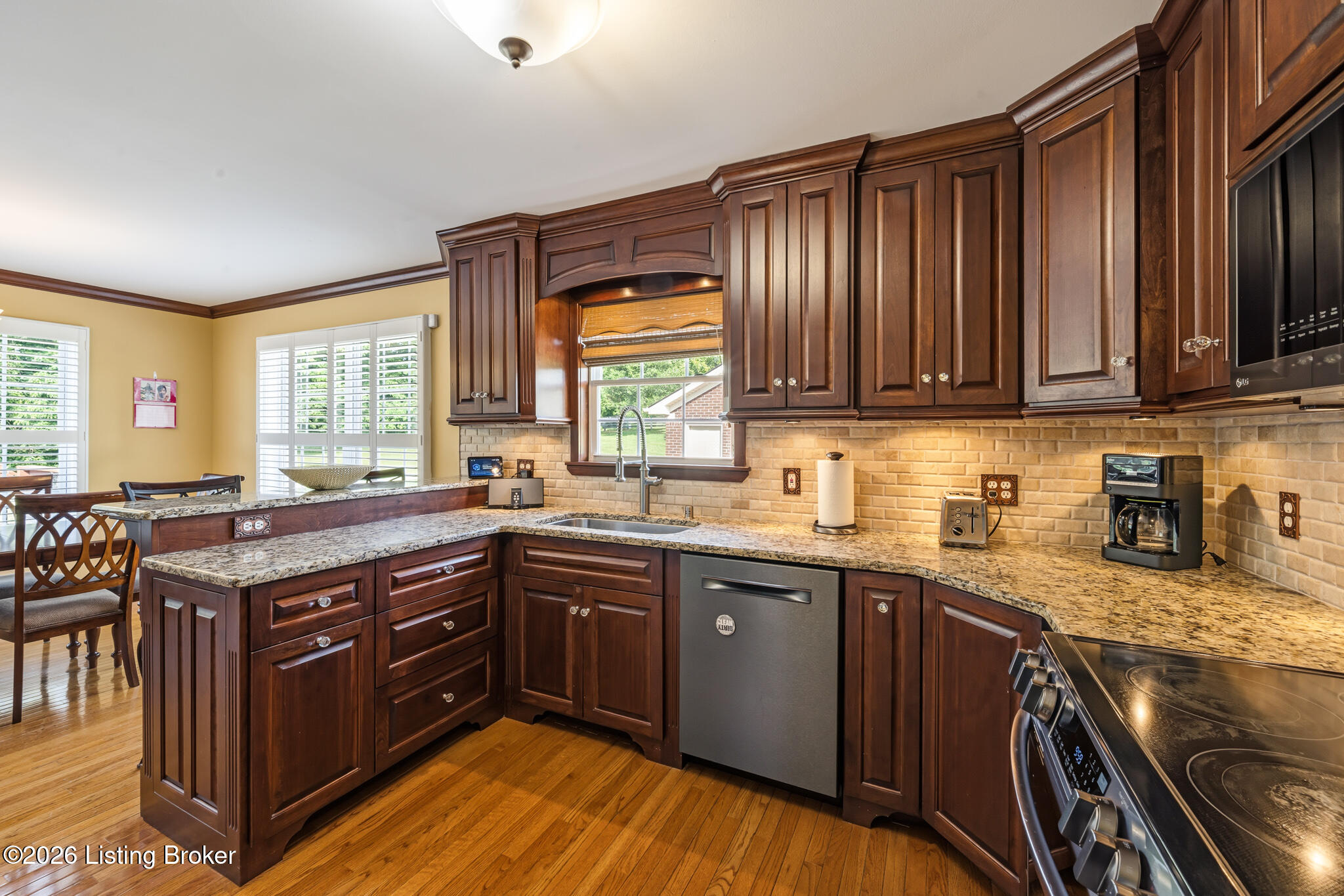 2700 Sycamore Run Ct Property Photo 13