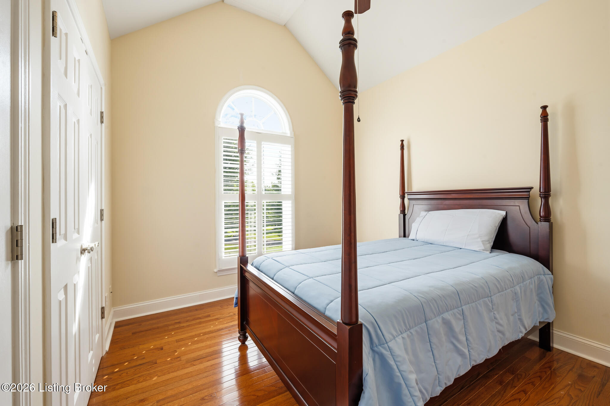 2700 Sycamore Run Ct Property Photo 18