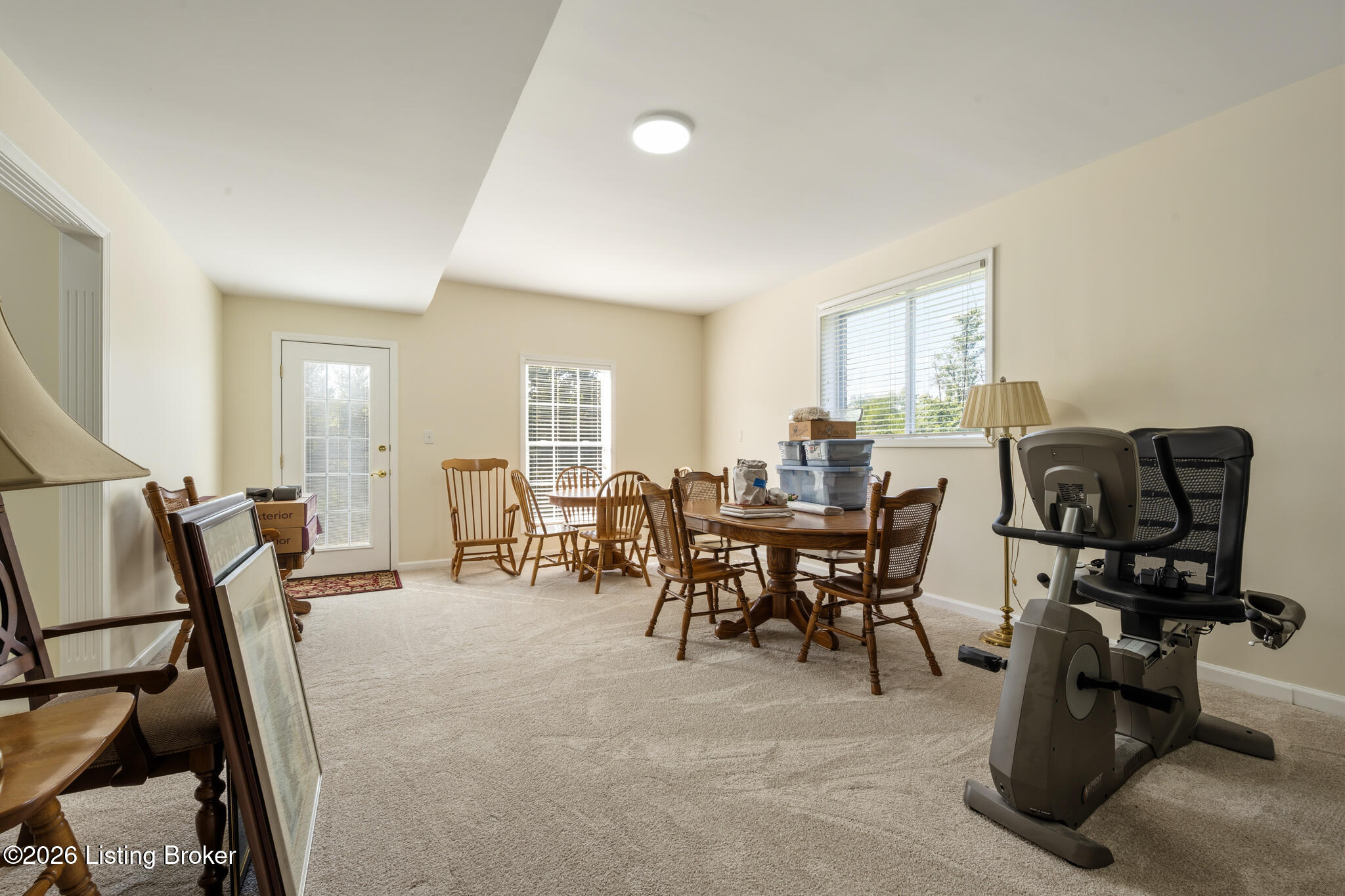 2700 Sycamore Run Ct Property Photo 31