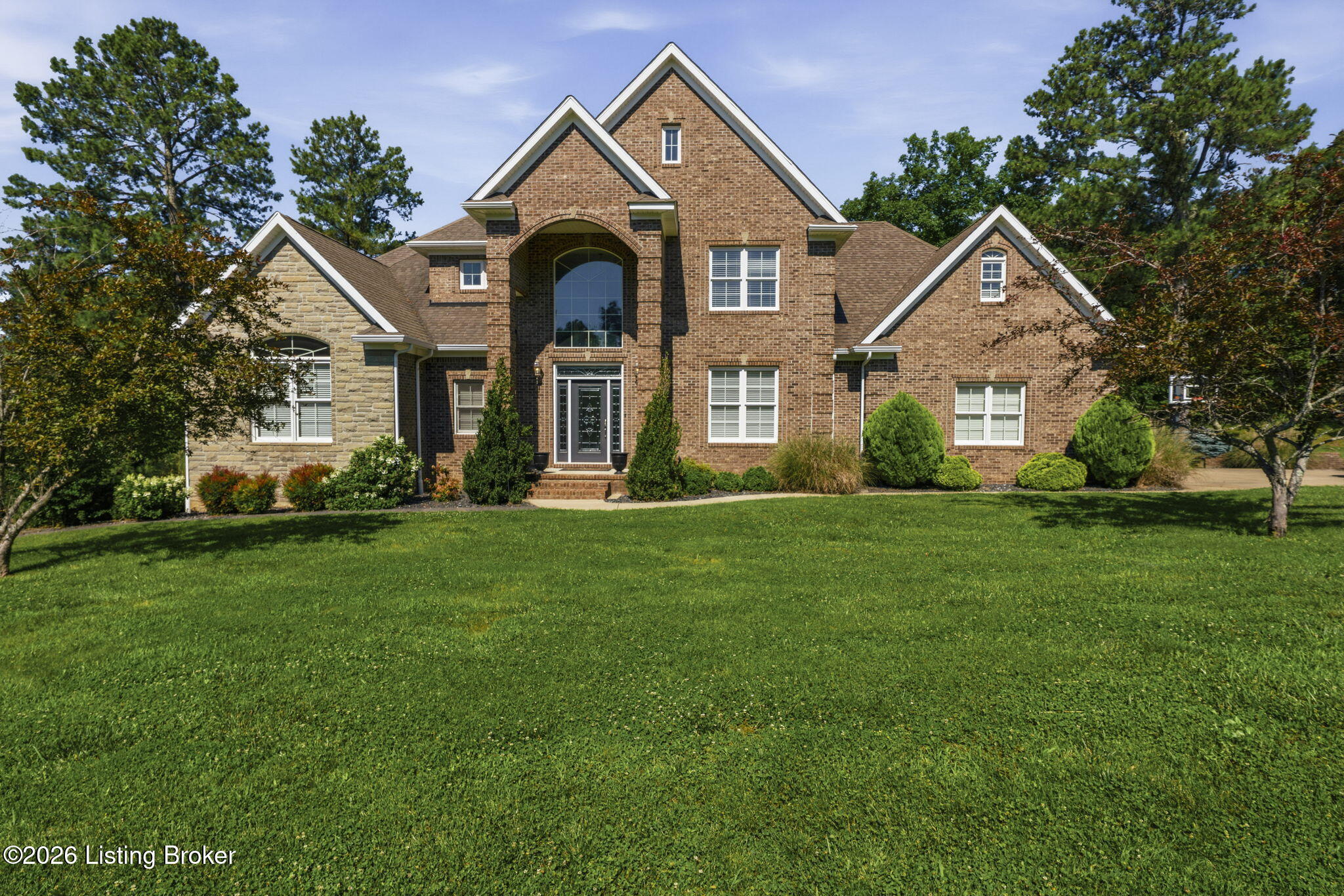 191 Oakmont Blvd Property Photo 1