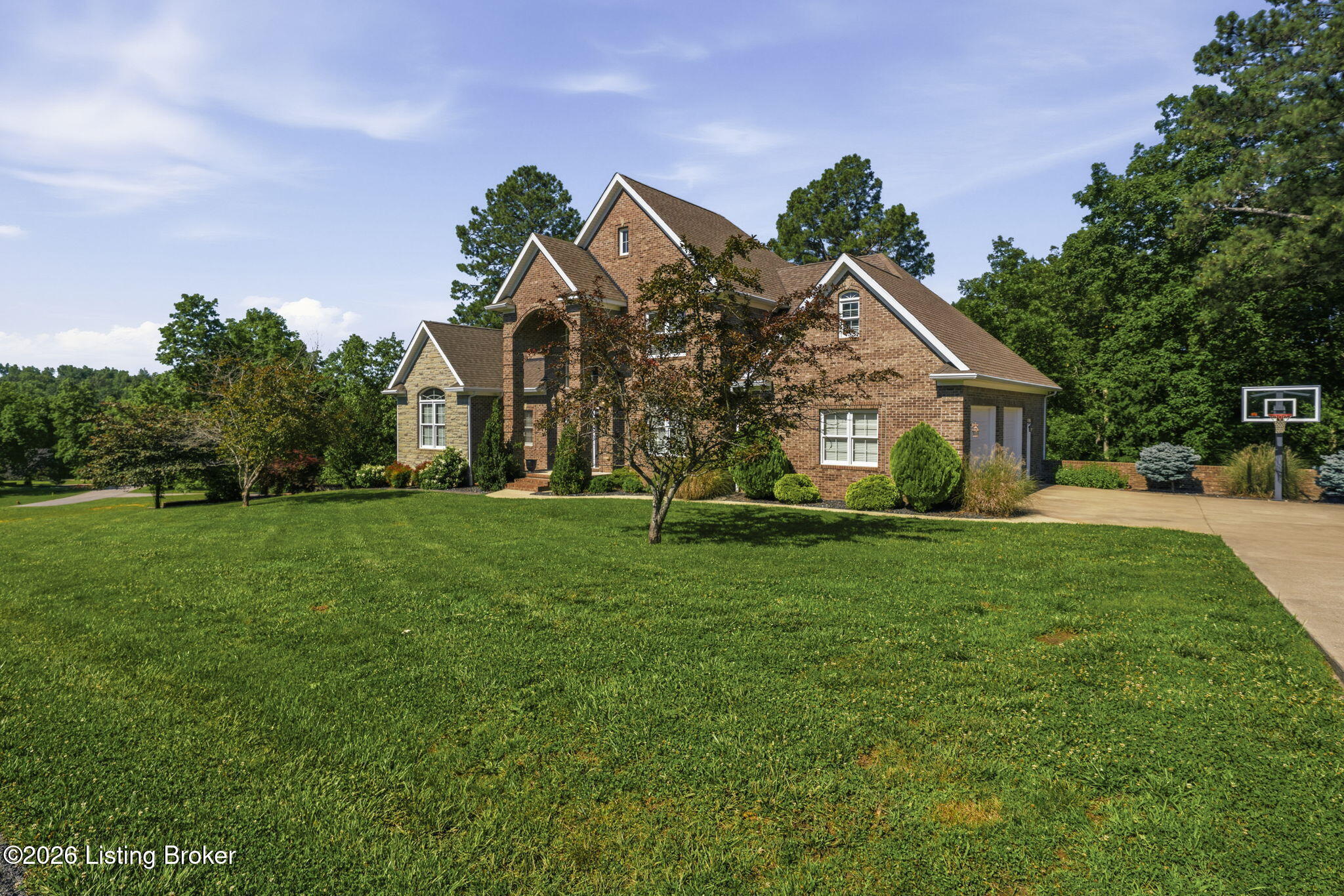 191 Oakmont Blvd Property Photo 3