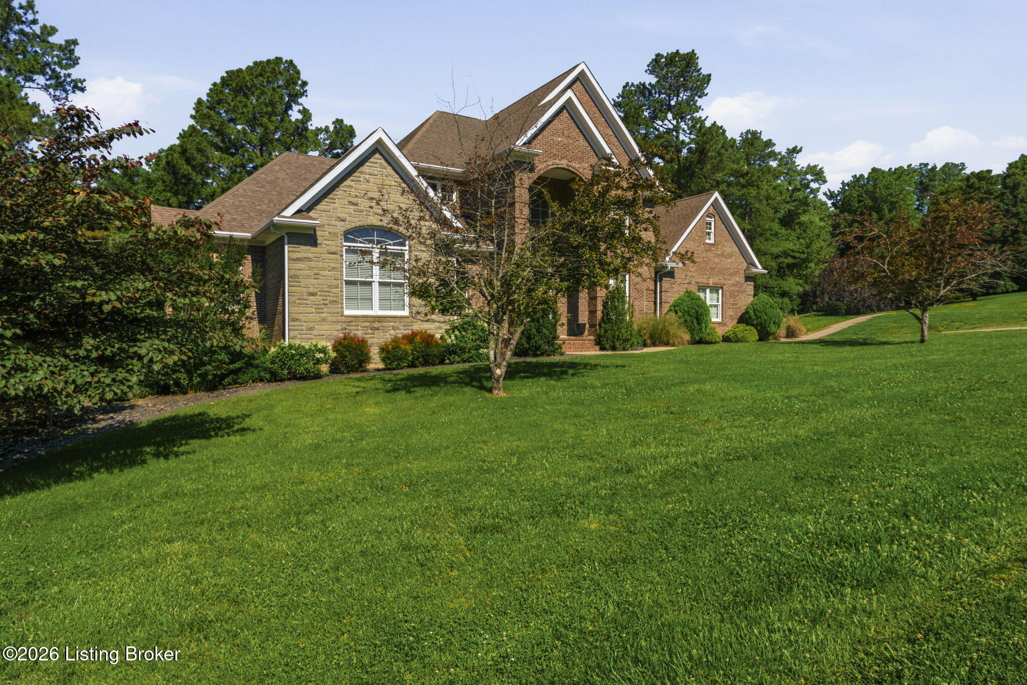 191 Oakmont Blvd Property Photo 4
