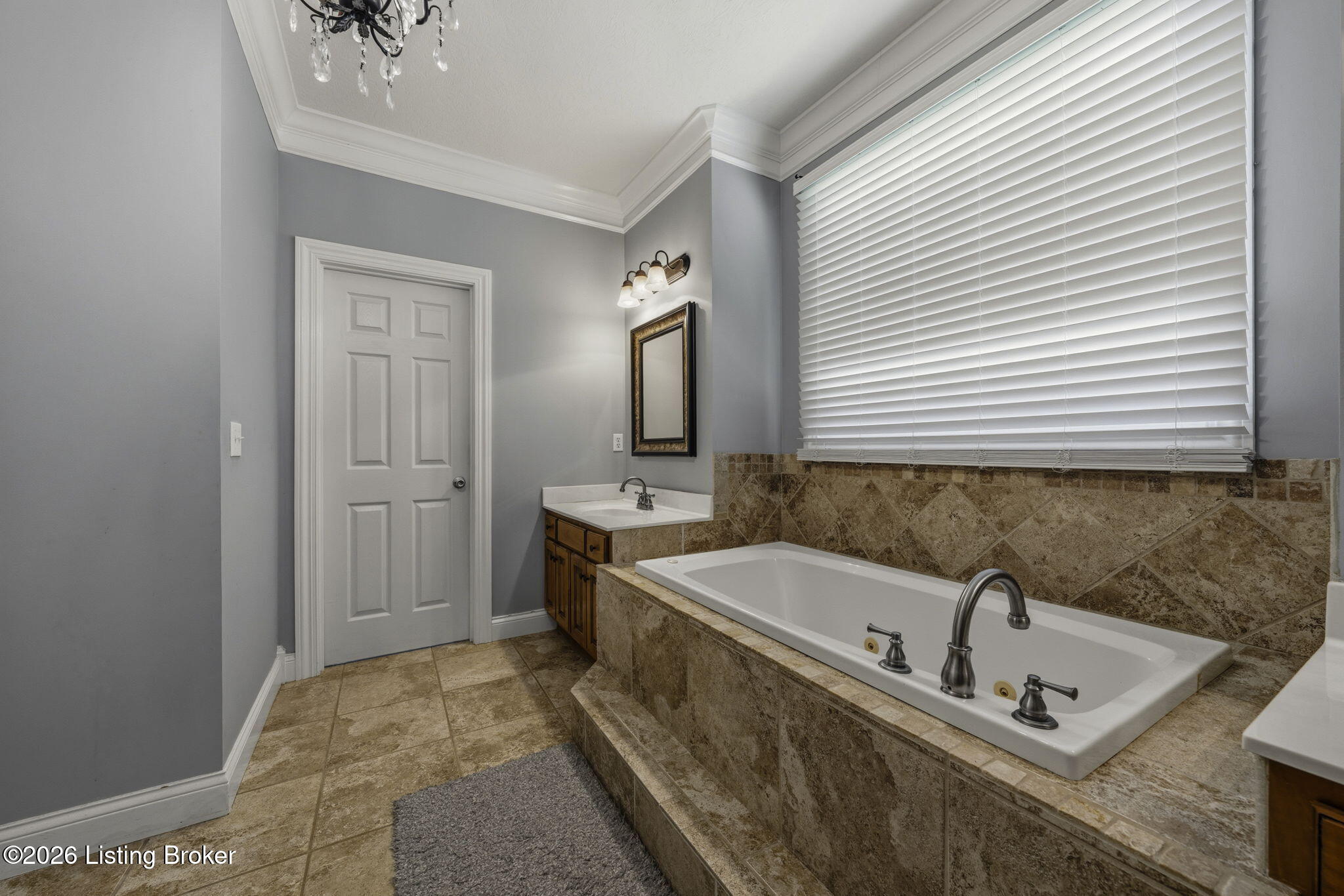 191 Oakmont Blvd Property Photo 28