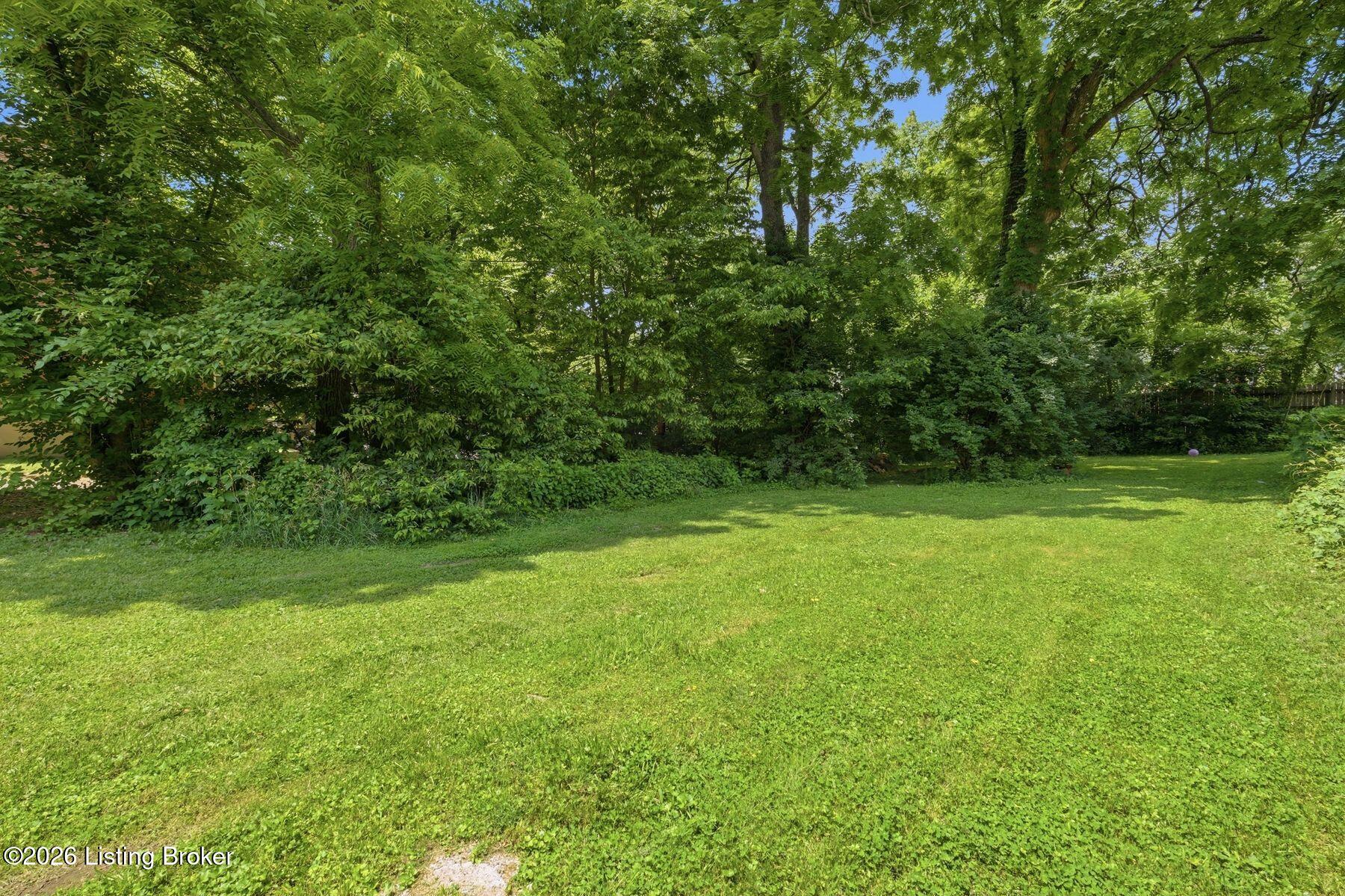 2055 Douglass Blvd Property Photo 12