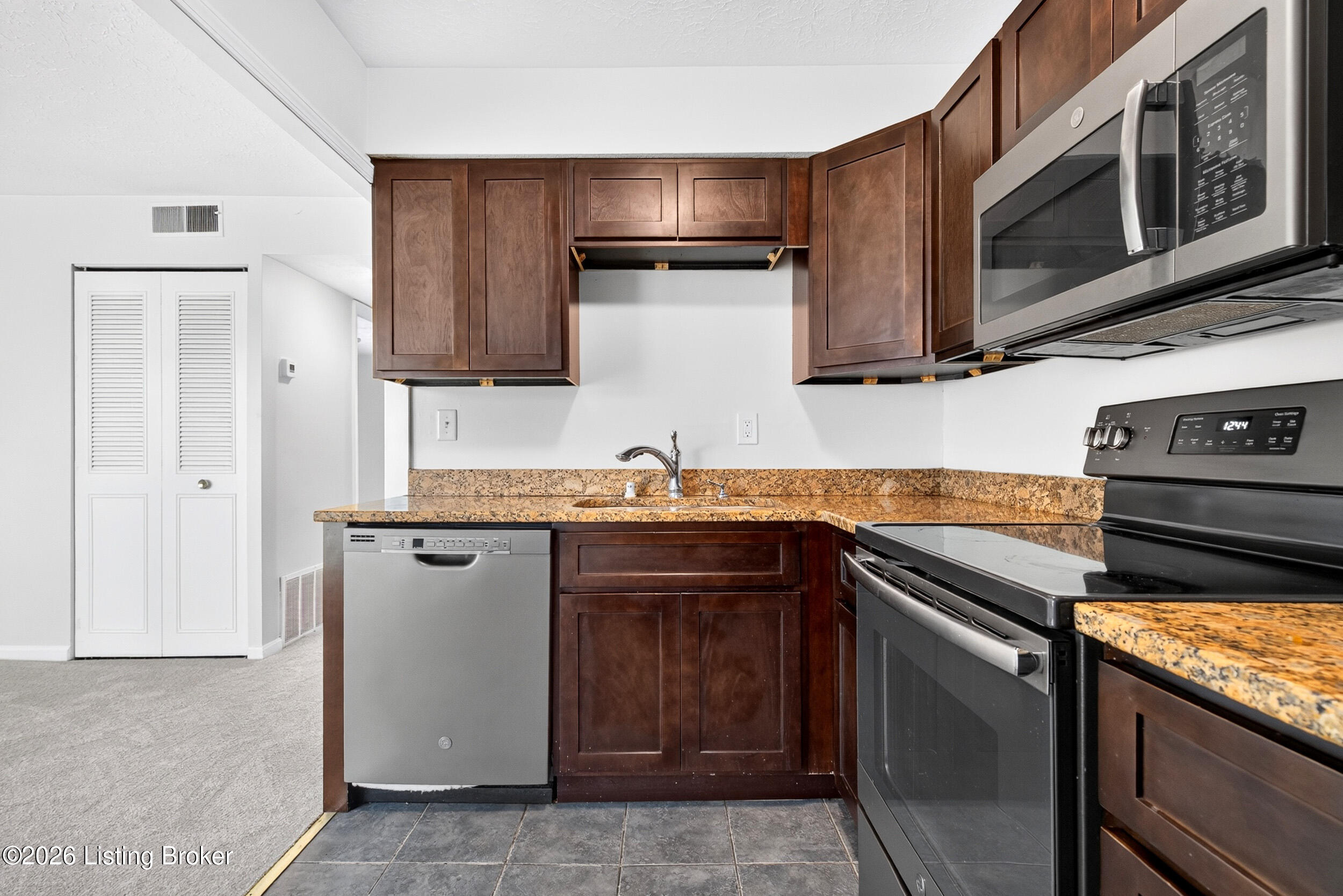 2505 Lindsay Ave Apt 5 Property Photo 13