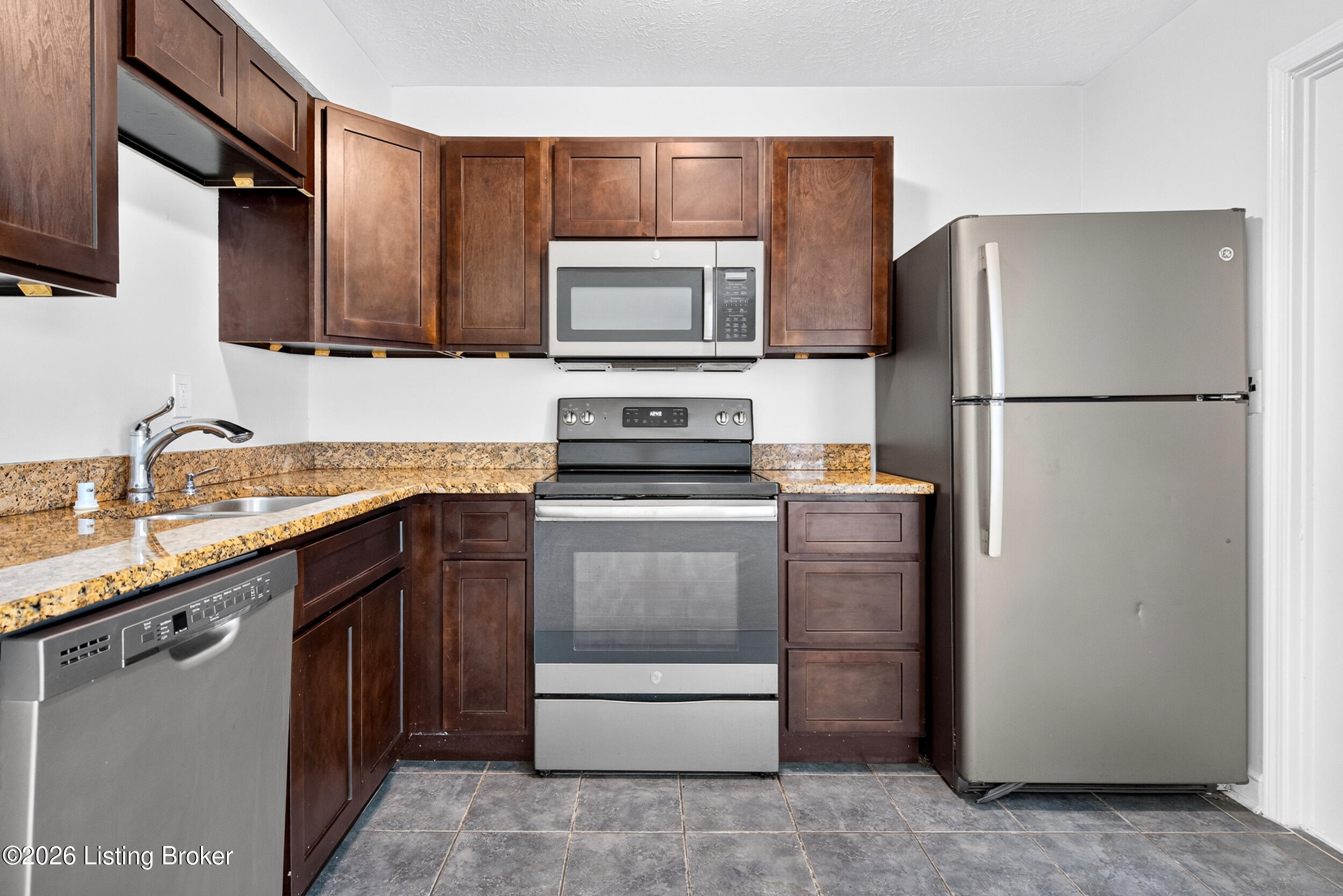 2505 Lindsay Ave Apt 5 Property Photo 15