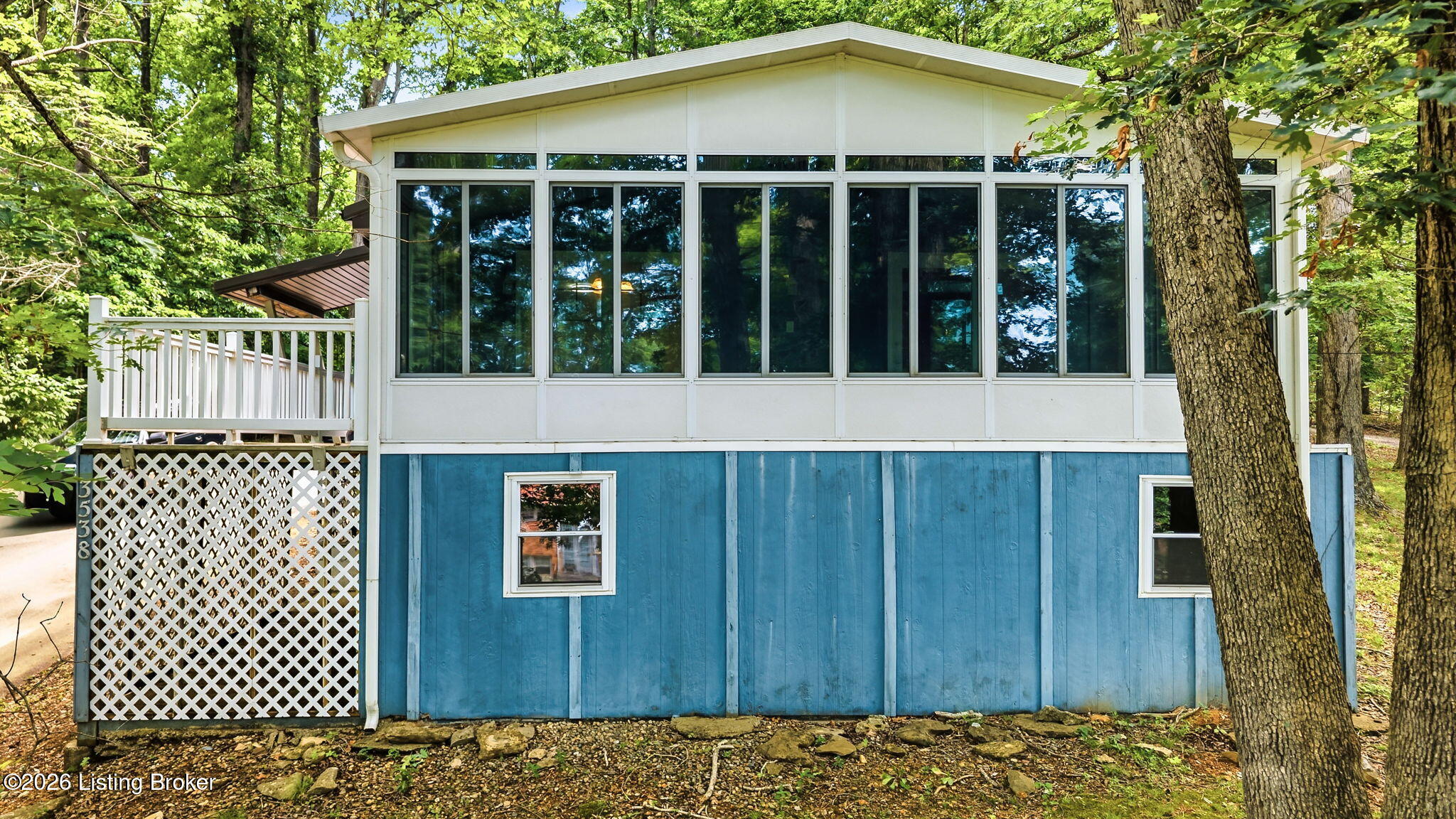3538 Doe Valley Pkwy Property Photo 2