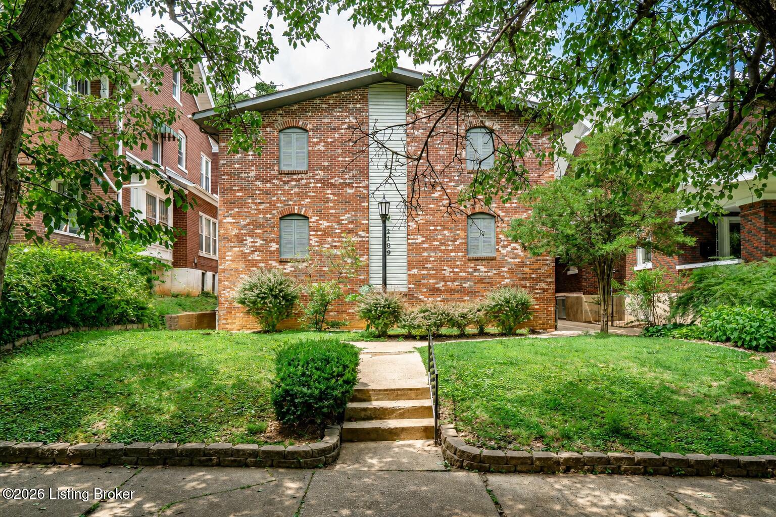 2189 Baringer Ave Property Photo 1