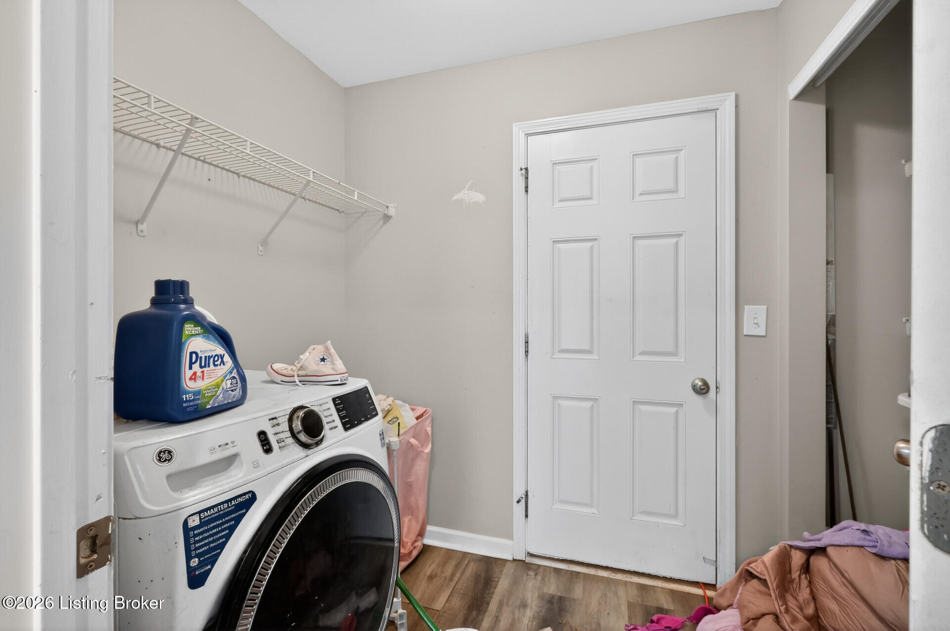 17512 Stallion Way Property Photo 8