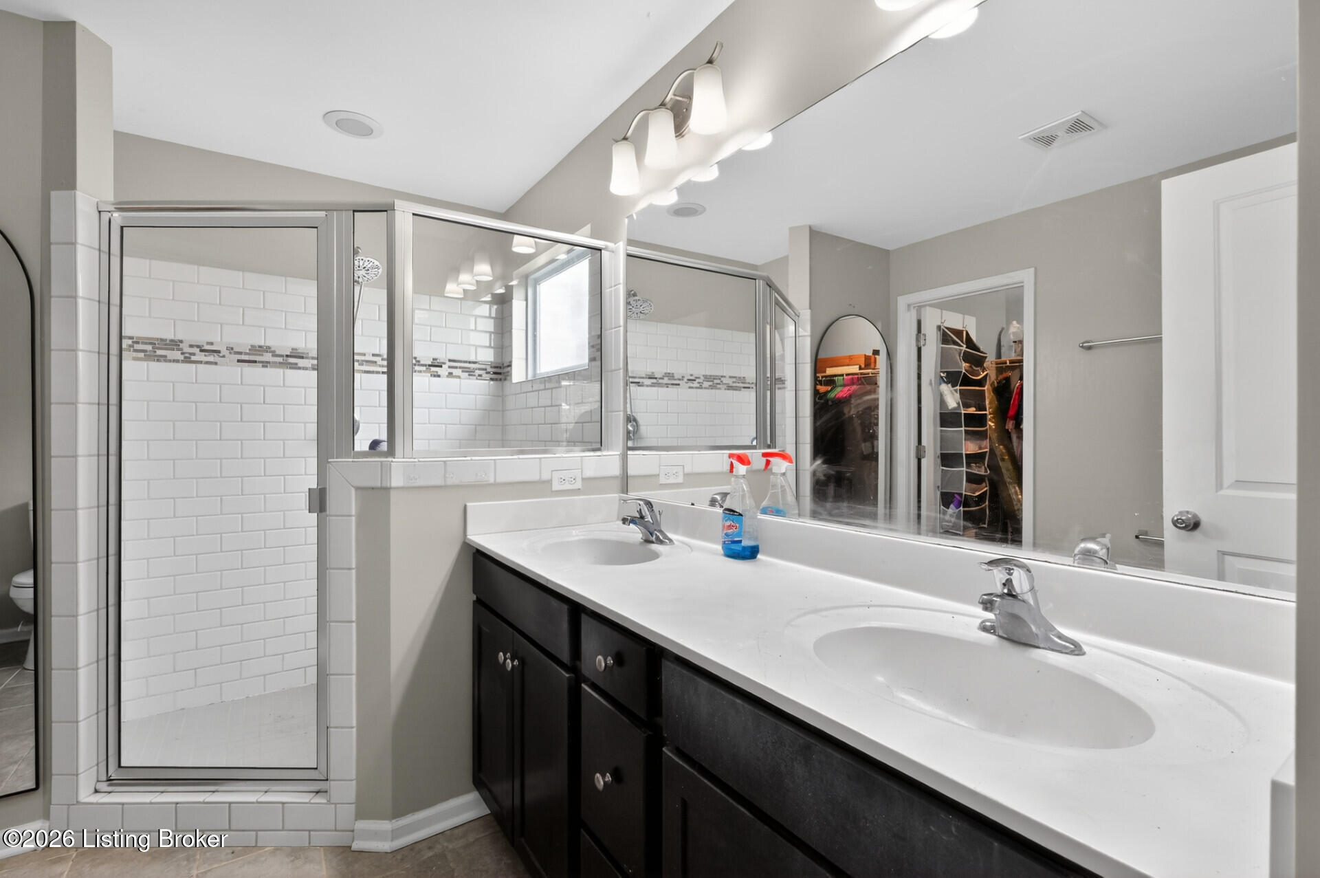 17512 Stallion Way Property Photo 11