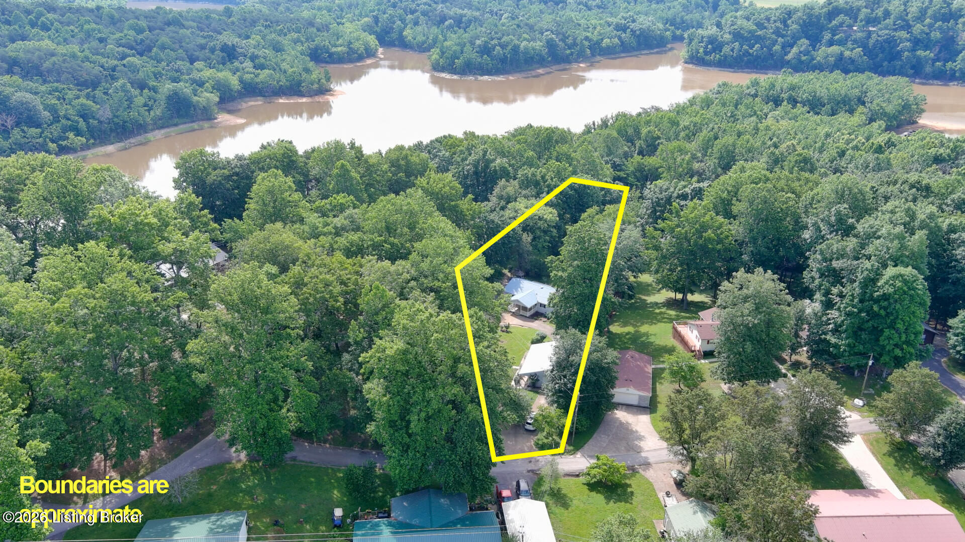 70 Dreamland Rd Property Photo 1