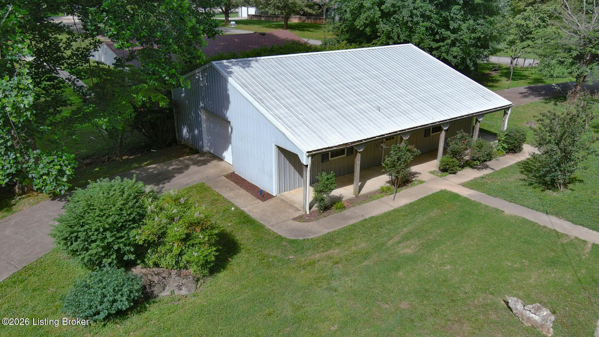 70 Dreamland Rd Property Photo 17