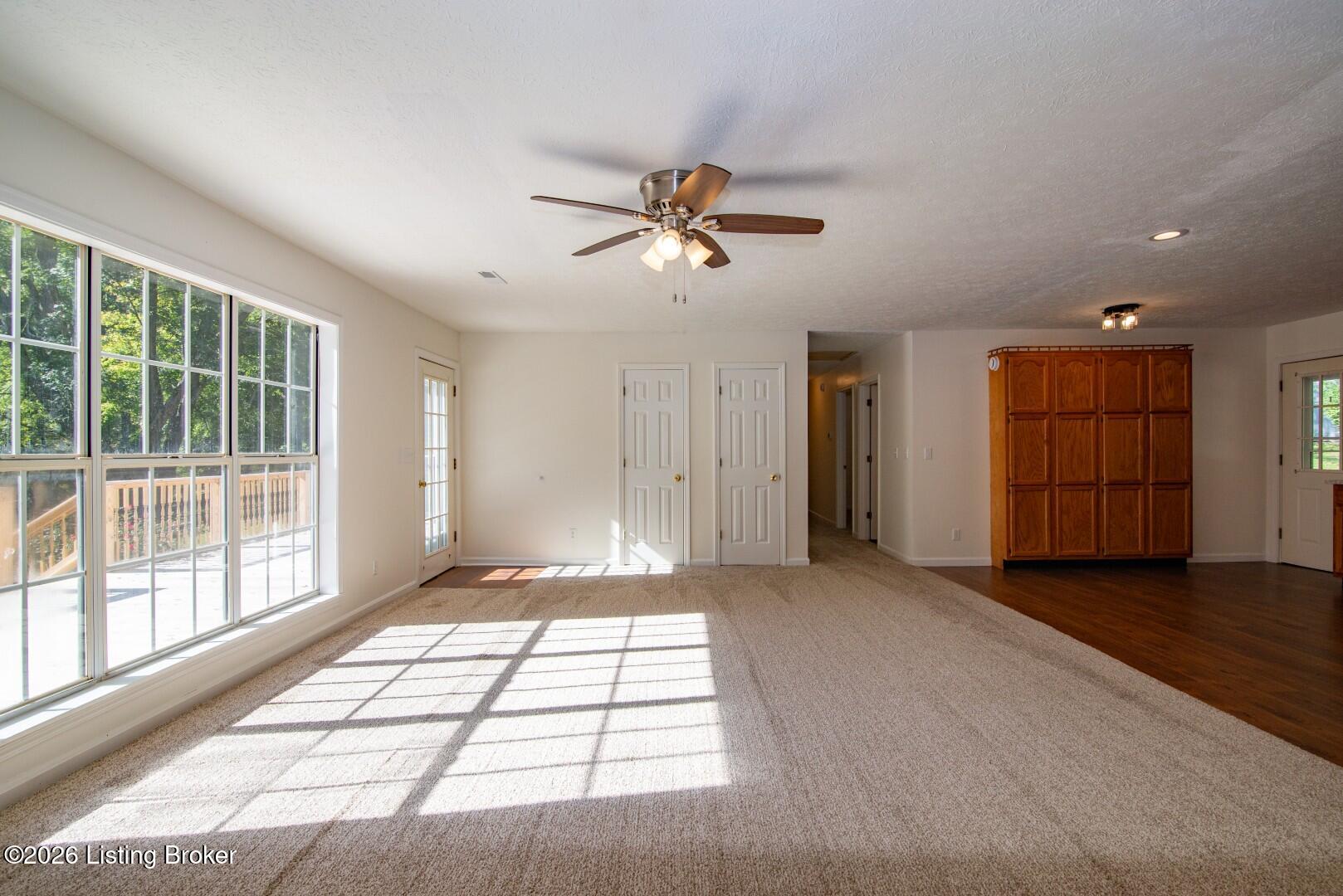 70 Dreamland Rd Property Photo 34