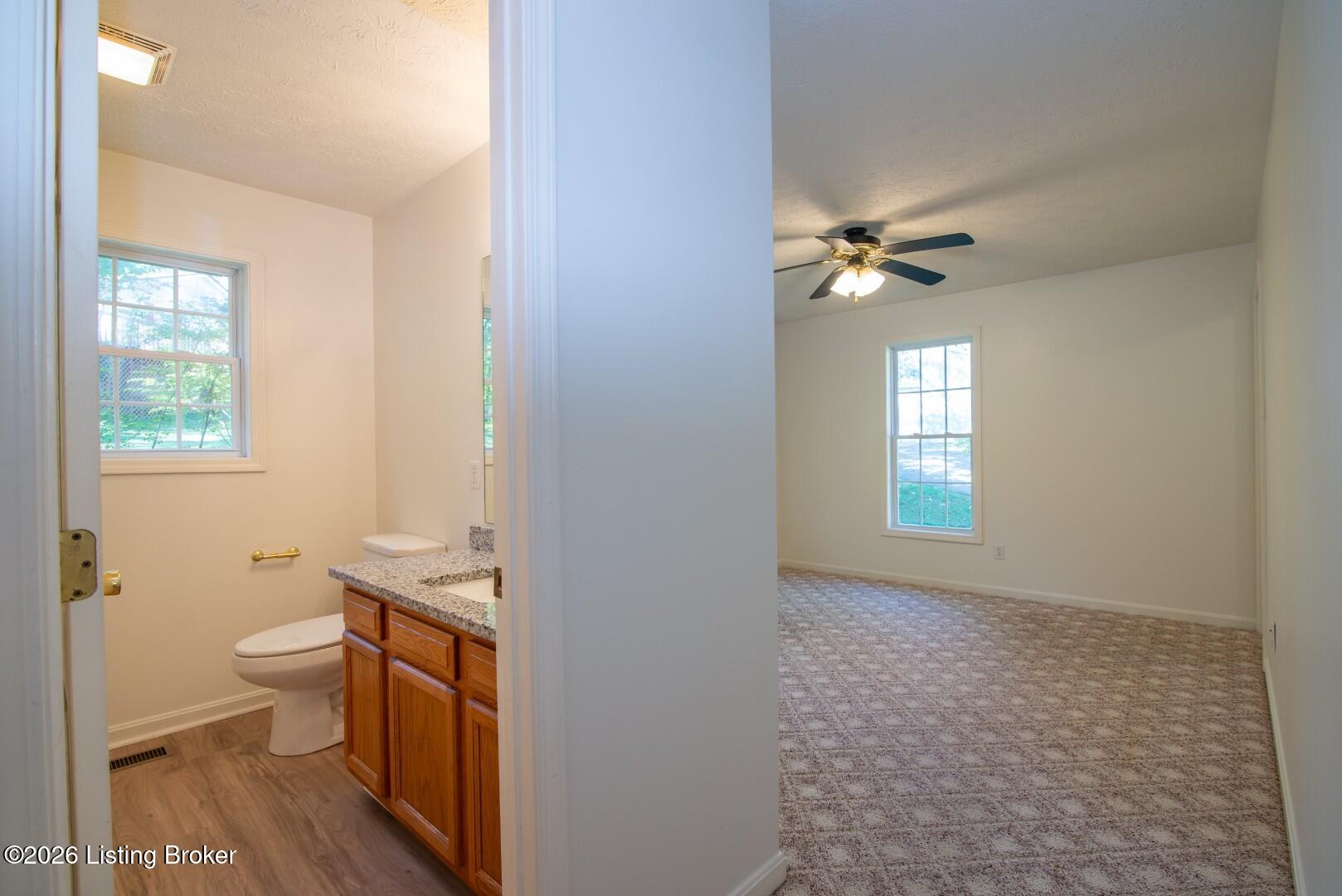 70 Dreamland Rd Property Photo 49