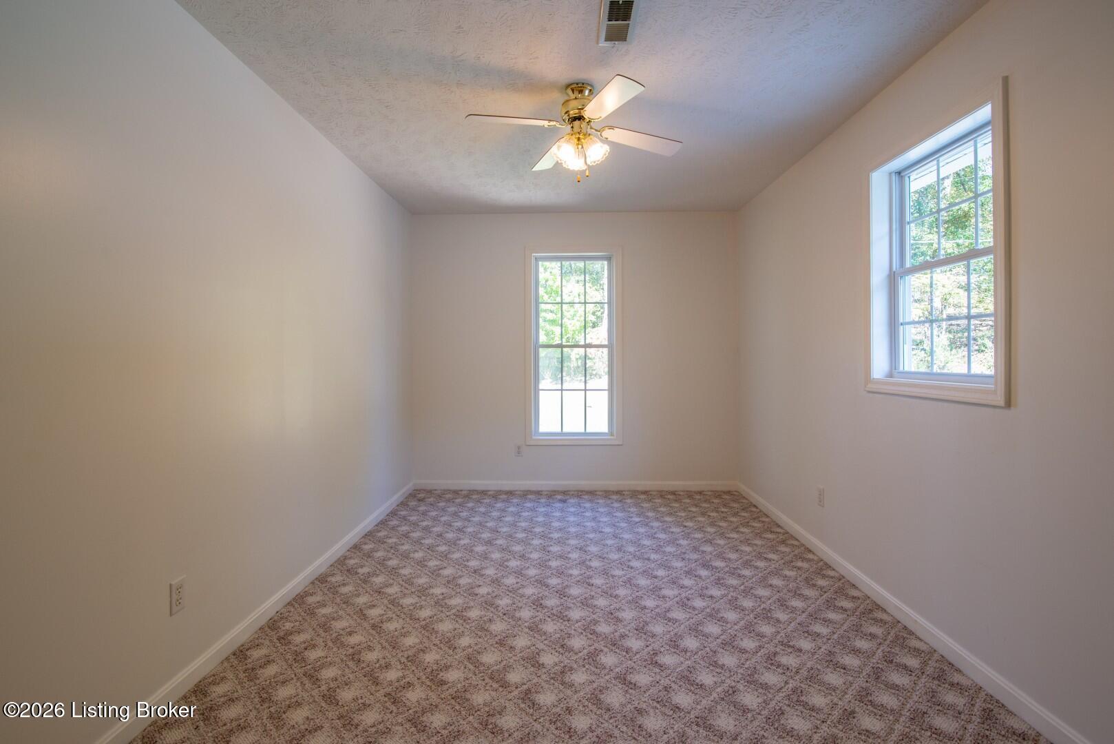 70 Dreamland Rd Property Photo 68