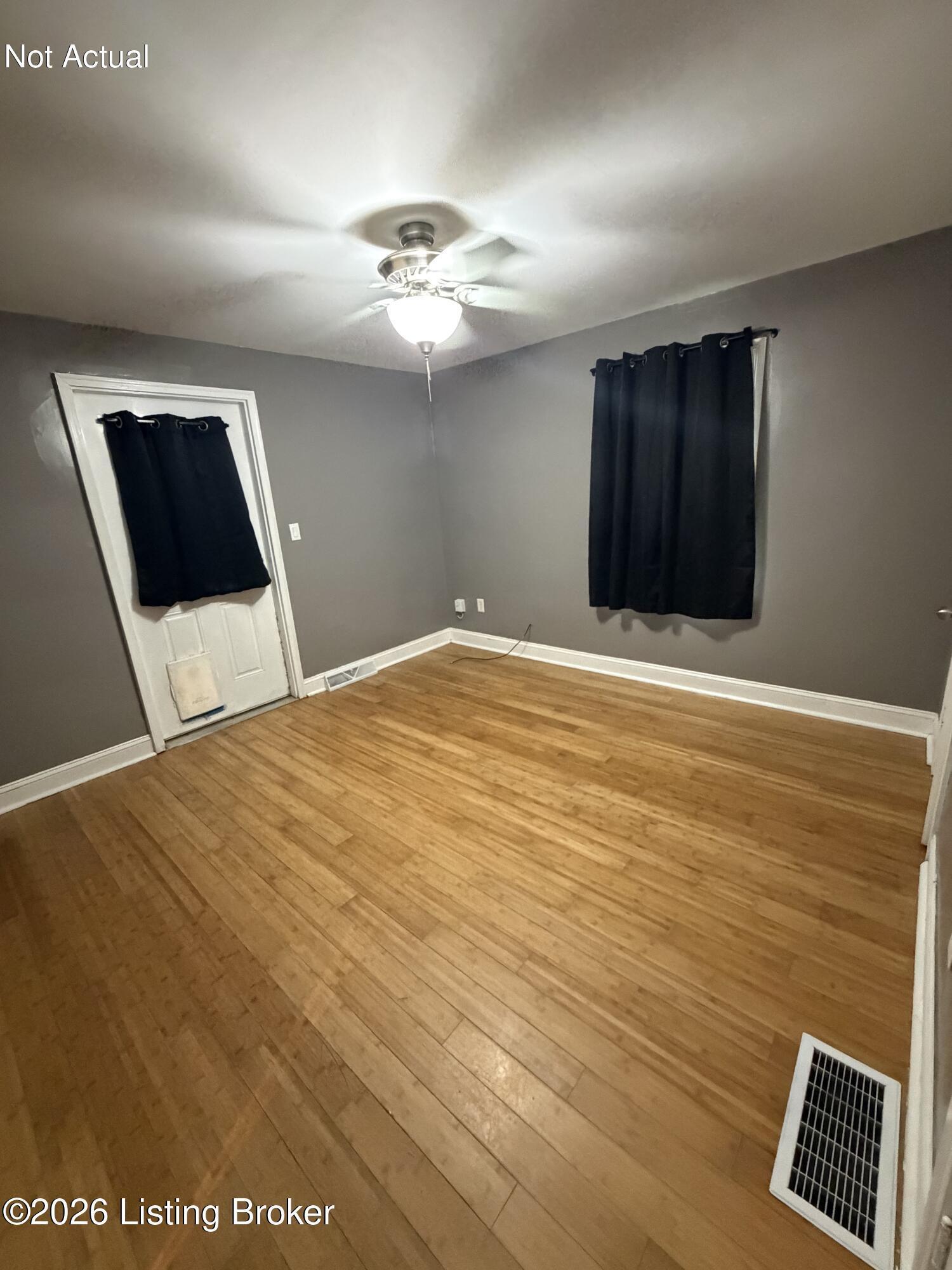 124 Maple Ave Property Photo 10