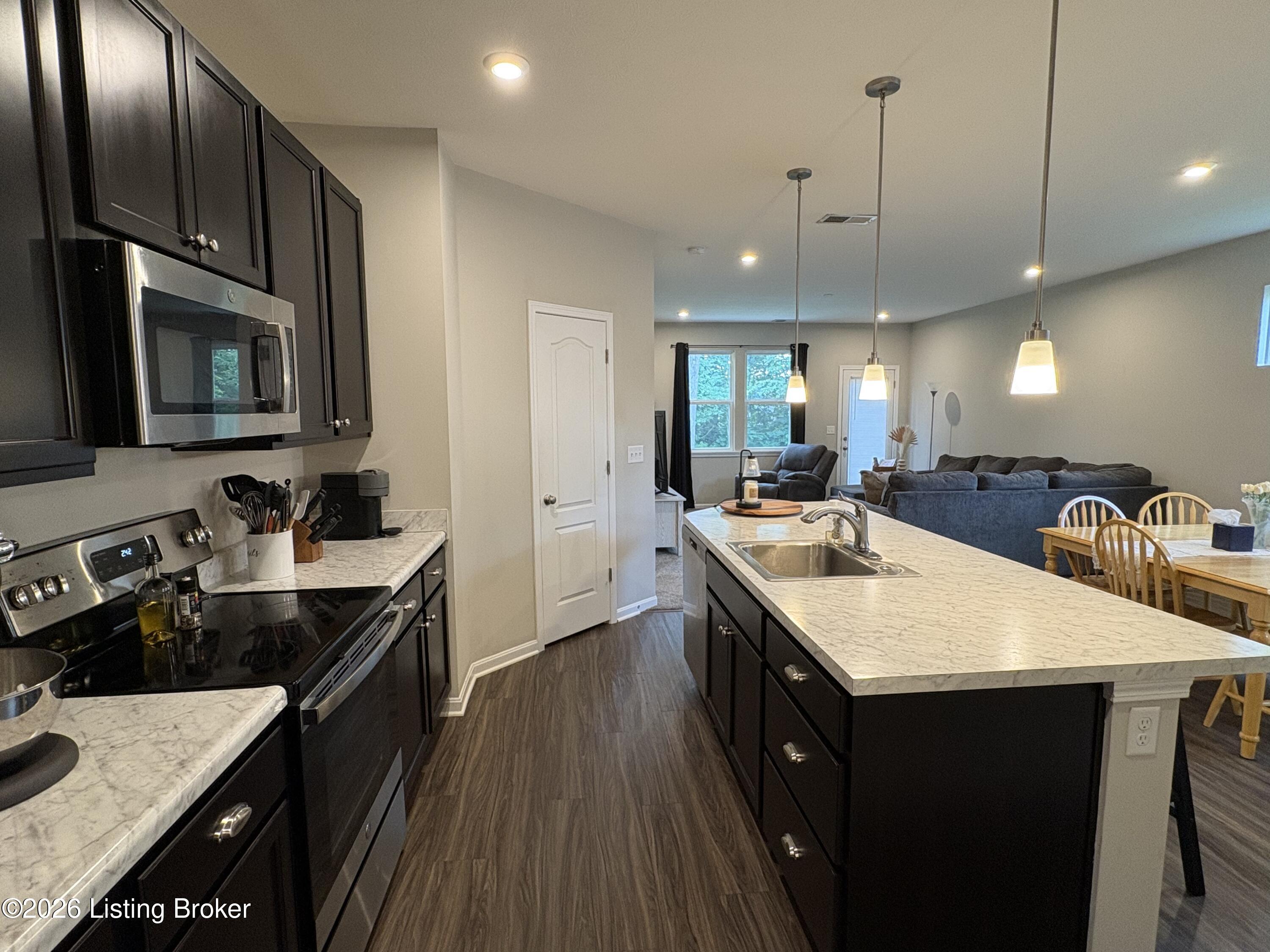147 Harvest Moon Ct Property Photo 12