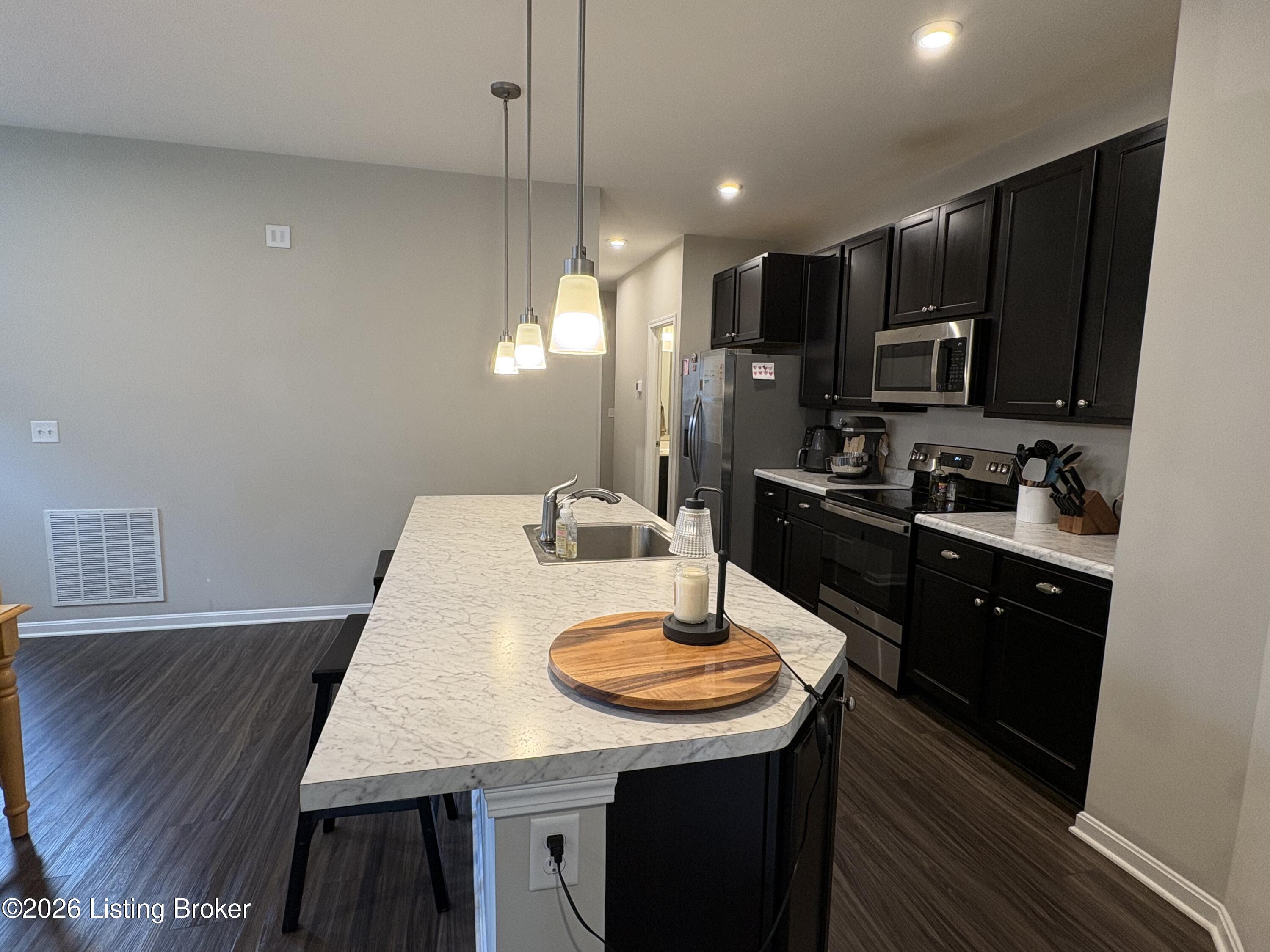 147 Harvest Moon Ct Property Photo 13