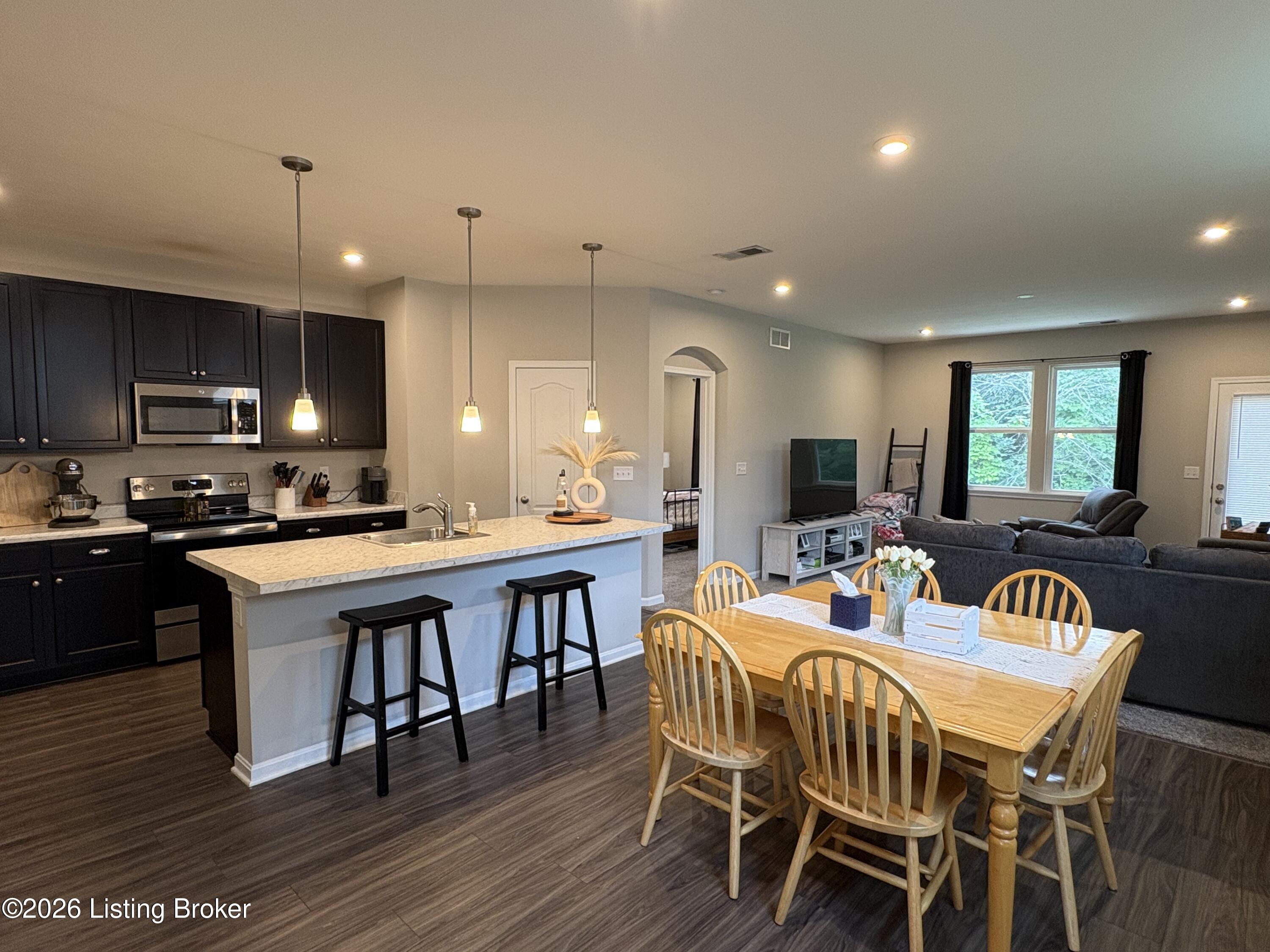 147 Harvest Moon Ct Property Photo 14